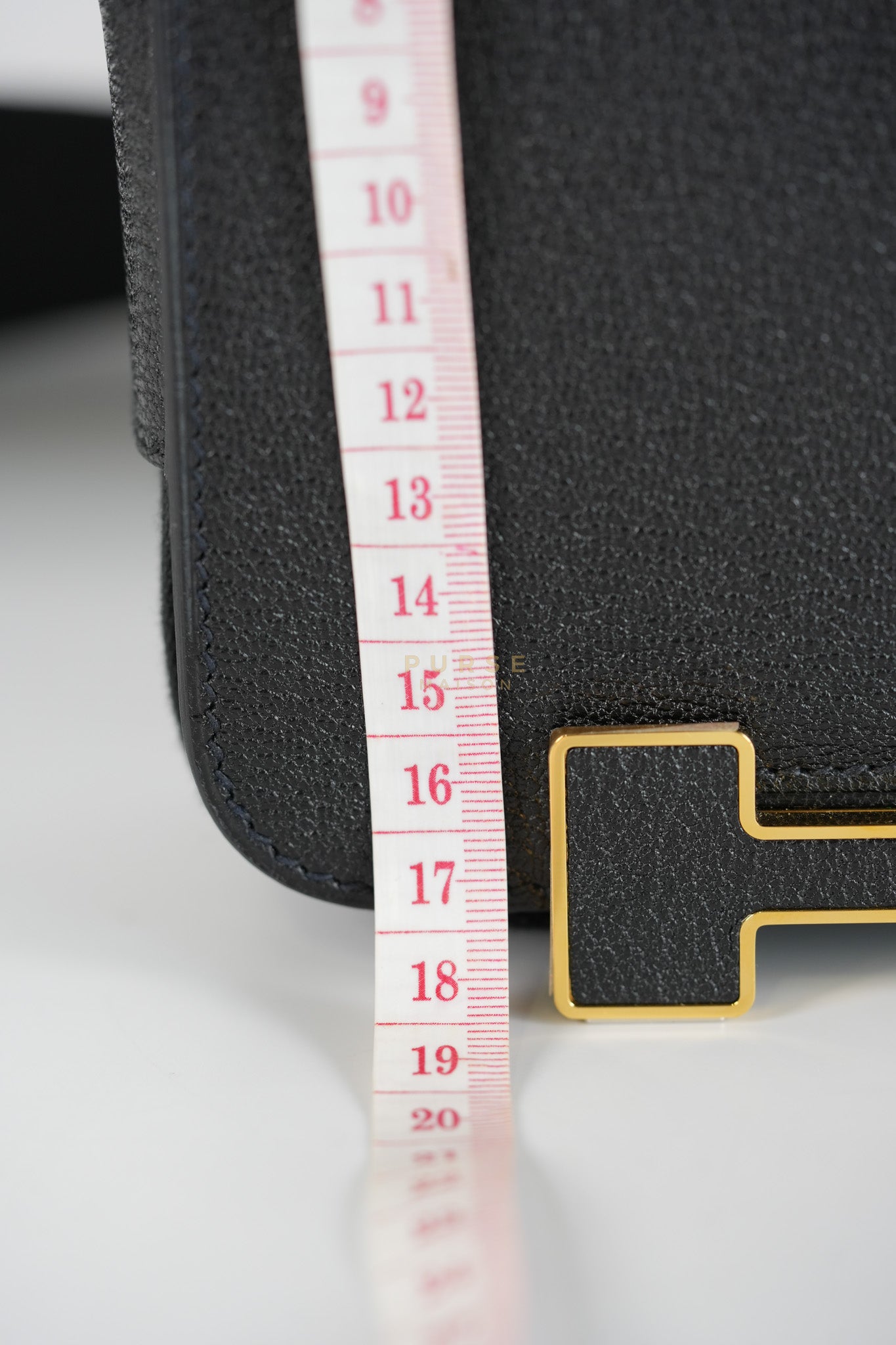 Geta in Black Chevre Mysore Sangle Fibre and Gold Hardware Stamp U (2022) | Purse Maison Luxury Bags Shop