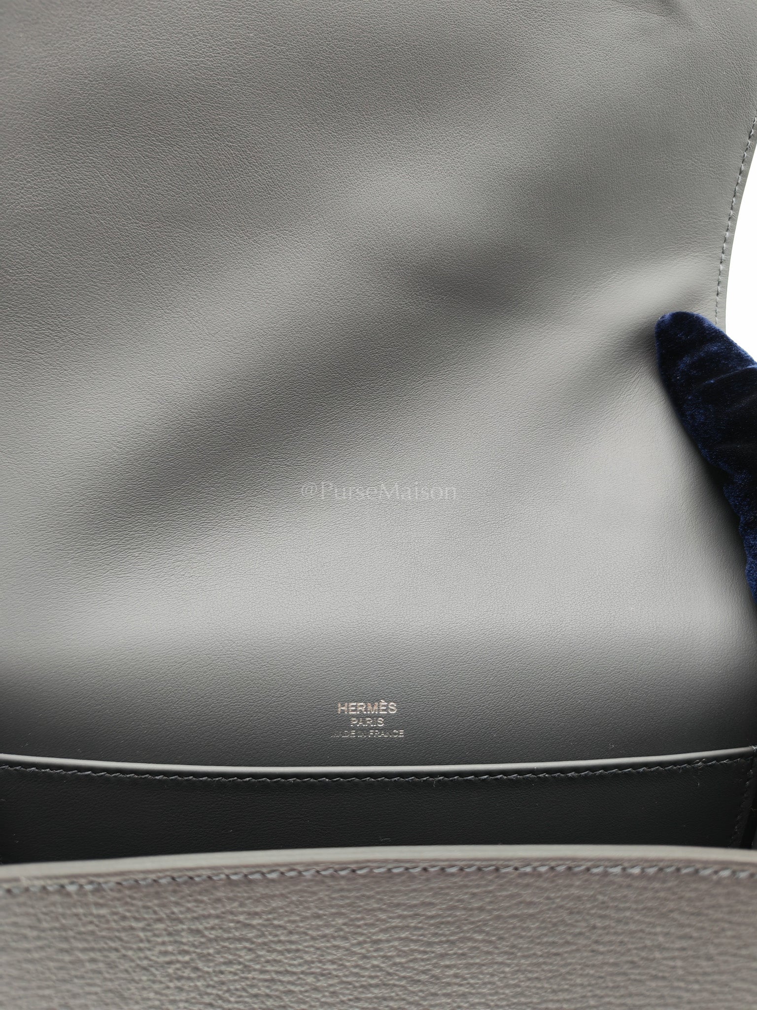 Geta in Gris Misty Chevre Mysore Leather Palladium Hardware Stamp K(2025) | Purse Maison Luxury Bags Shop