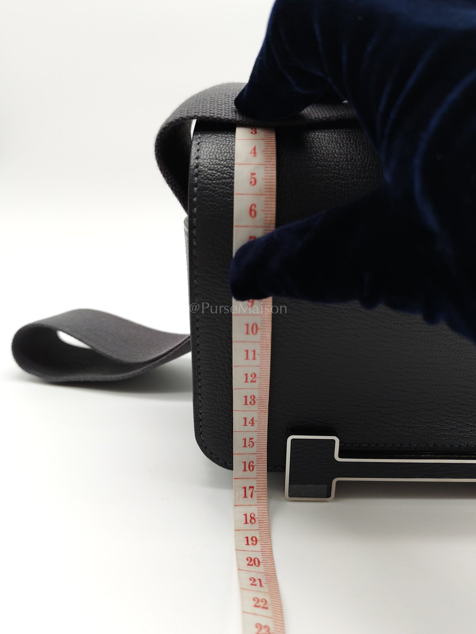 Geta in Gris Misty Chevre Mysore Leather Palladium Hardware Stamp K(2025) | Purse Maison Luxury Bags Shop