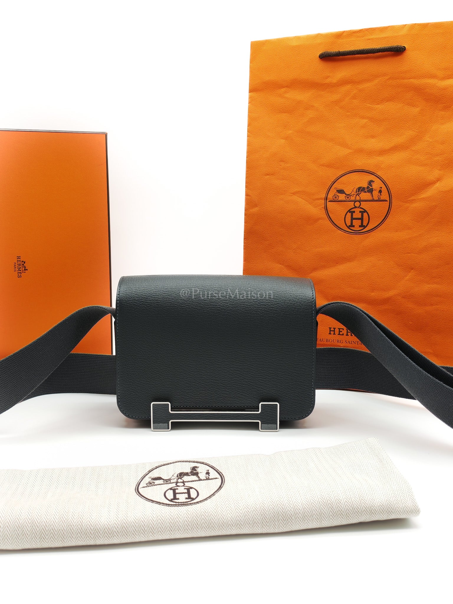 Geta in Gris Misty Chevre Mysore Leather Palladium Hardware Stamp K(2025) | Purse Maison Luxury Bags Shop