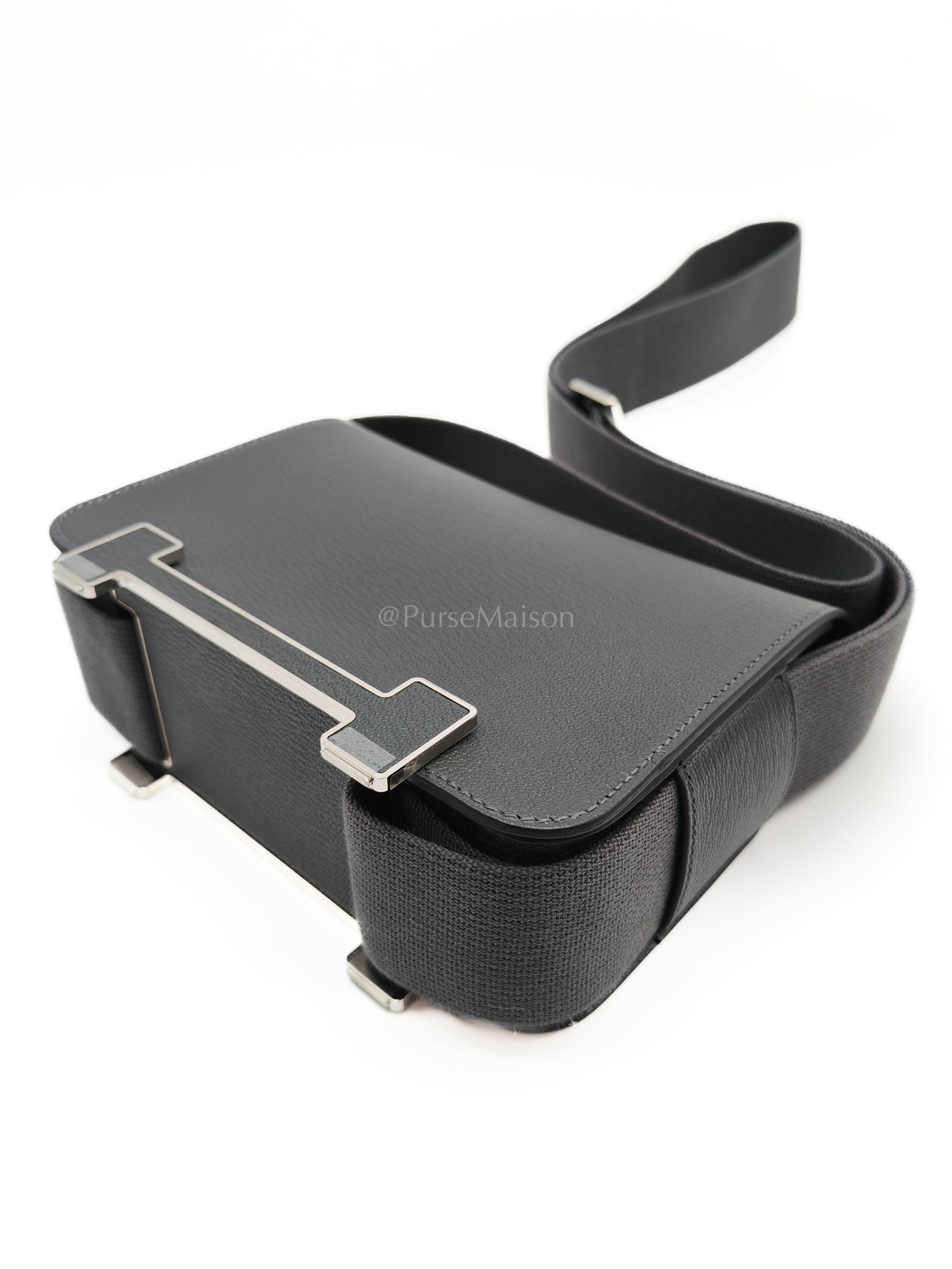 Geta in Gris Misty Chevre Mysore Leather Palladium Hardware Stamp K(2025) | Purse Maison Luxury Bags Shop