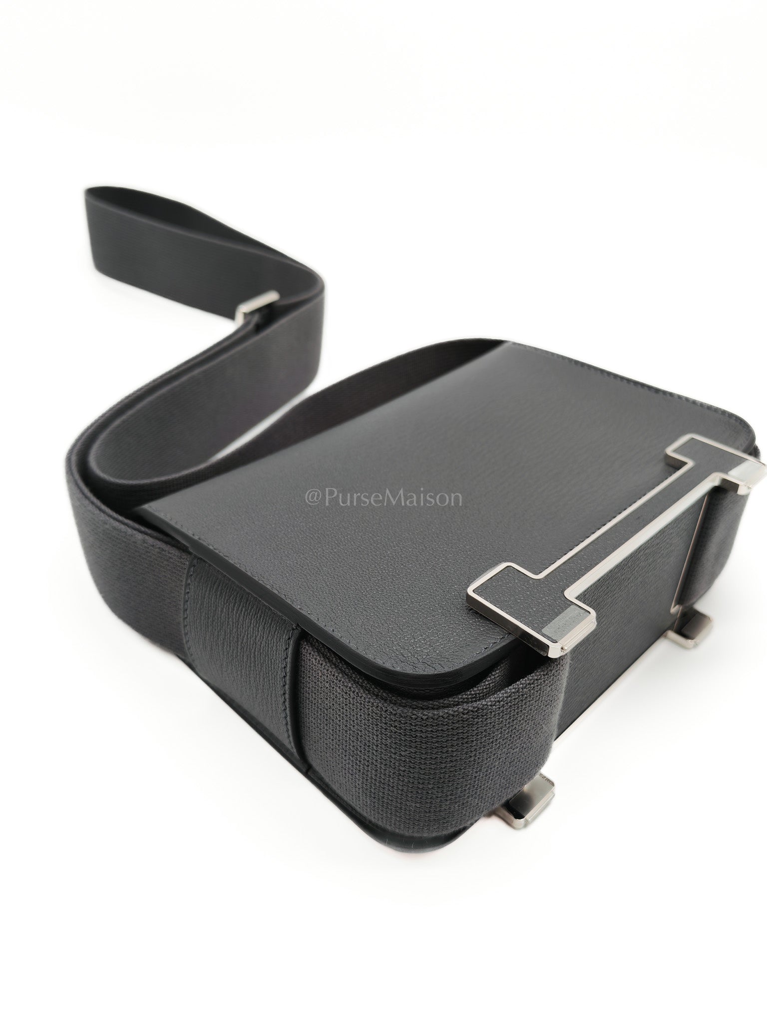 Geta in Gris Misty Chevre Mysore Leather Palladium Hardware Stamp K(2025) | Purse Maison Luxury Bags Shop