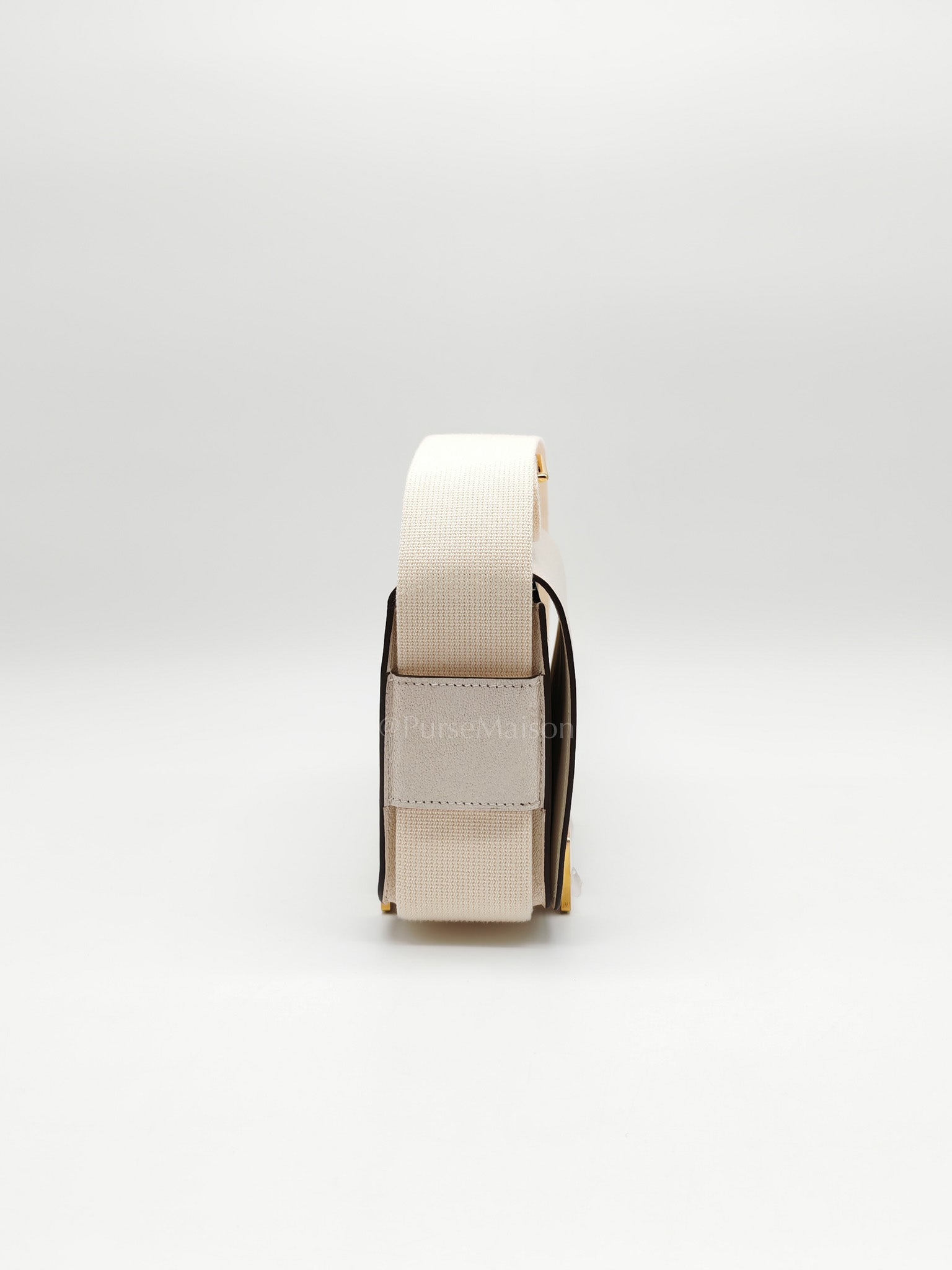 Geta in Nata Chevre Mysore Leather & Gold Hardware Stamp U(2022) | Purse Maison Luxury Bags Shop