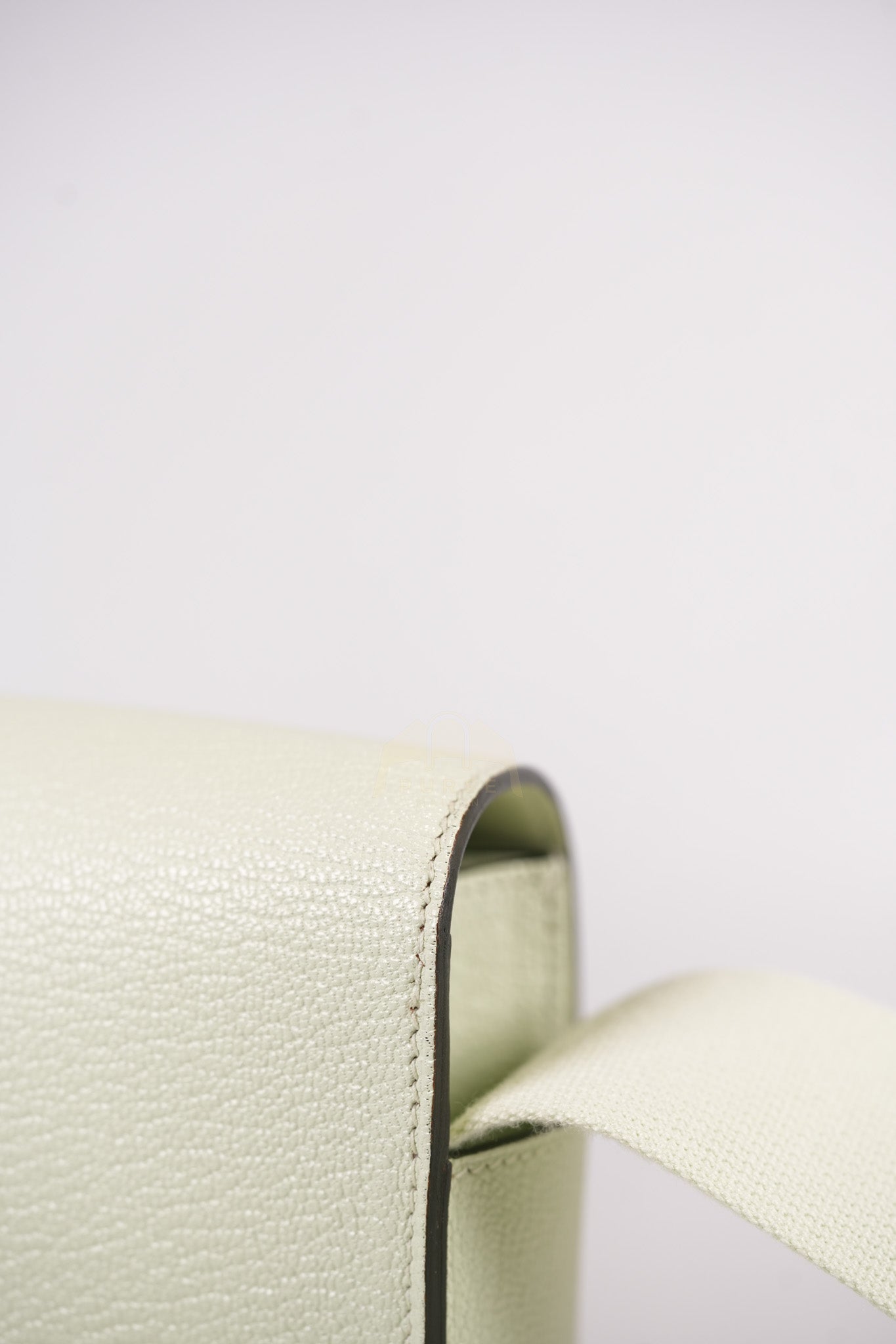 Geta Vert Fizz in Chevre Mysore Leather and Gold Hardware Stamp B (2023) | Purse Maison Luxury Bags Shop