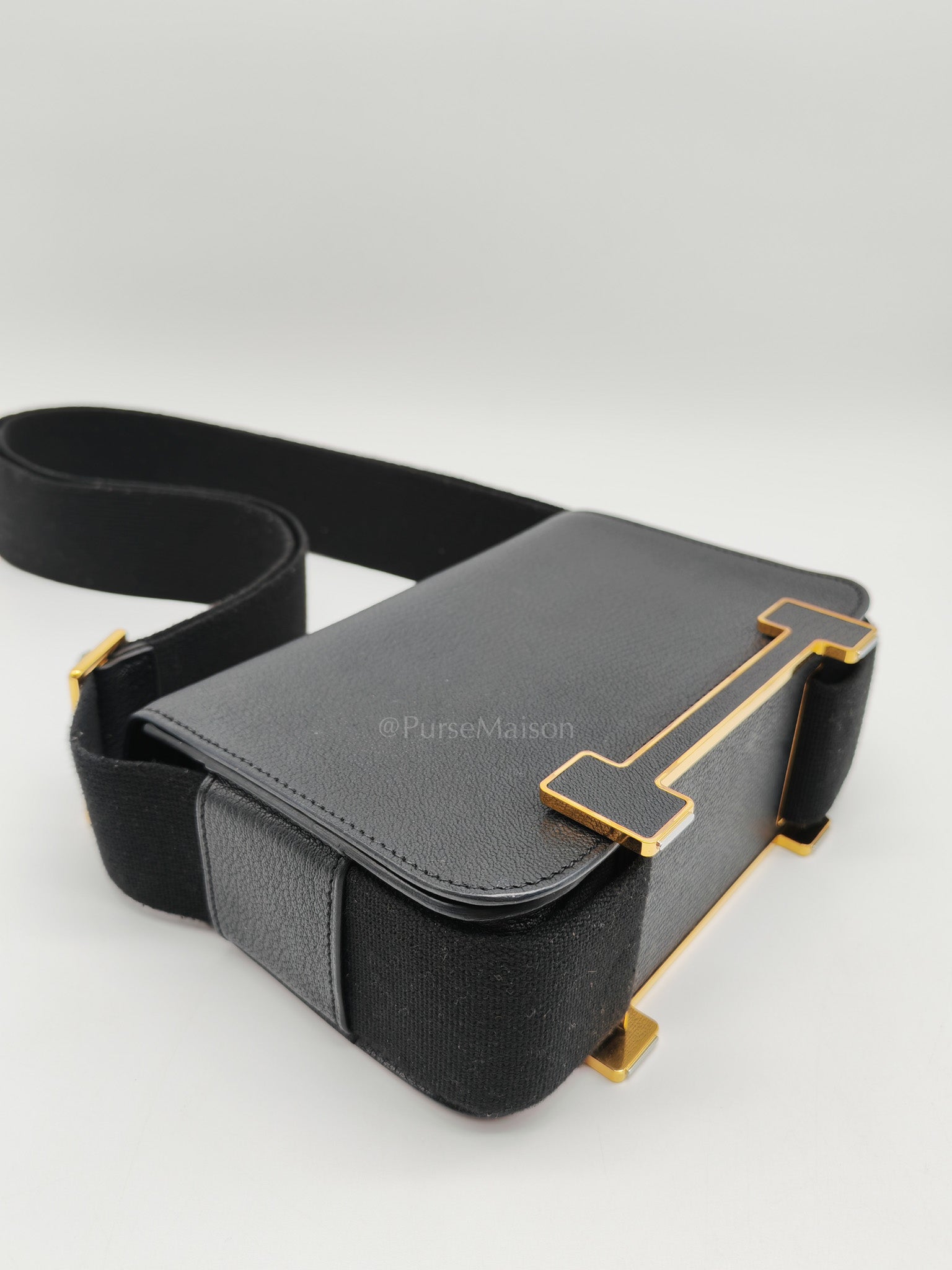 Geta in Black Chevre Mysore Leather & Gold Hardware Stamp B(2023)