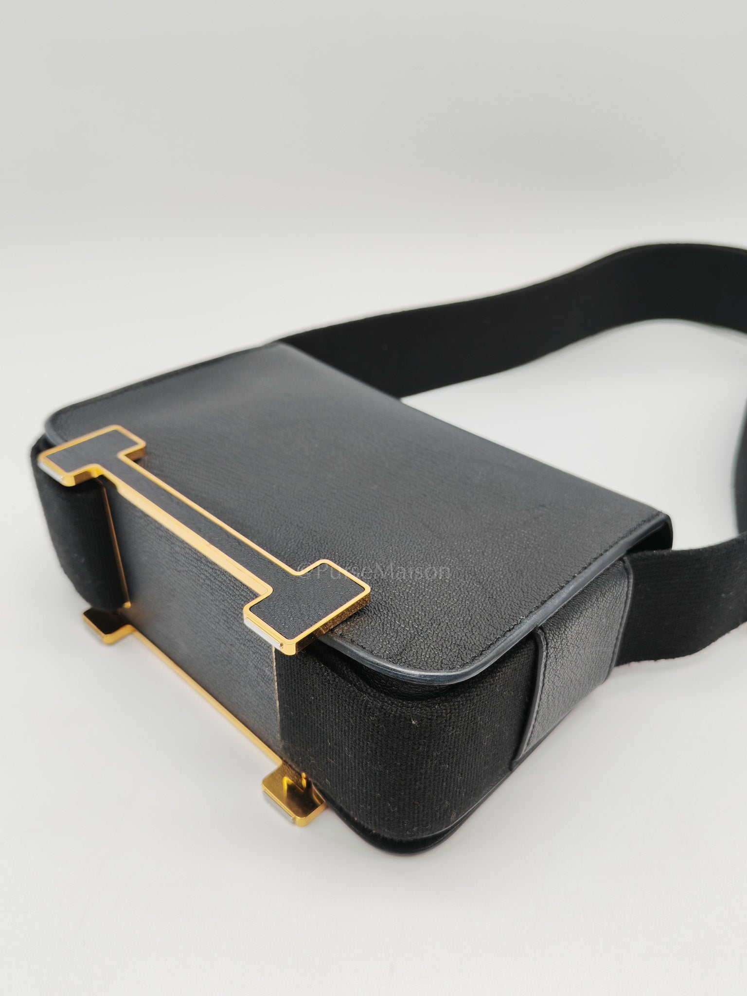Geta in Black Chevre Mysore Leather & Gold Hardware Stamp B(2023)