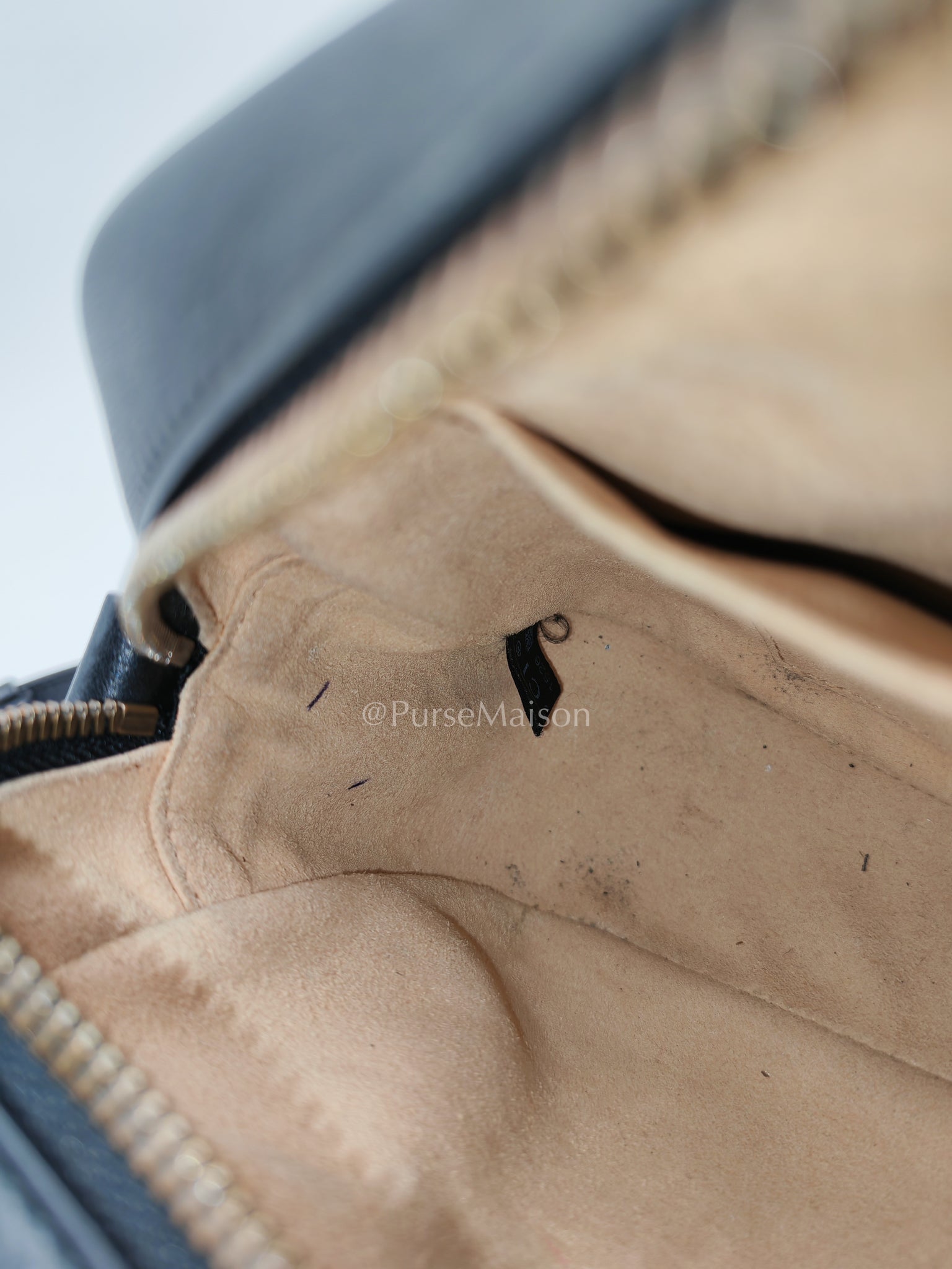 GG Marmont Camera Bag in Black Matelassé Leather | Purse Maison Luxury Bags Shop