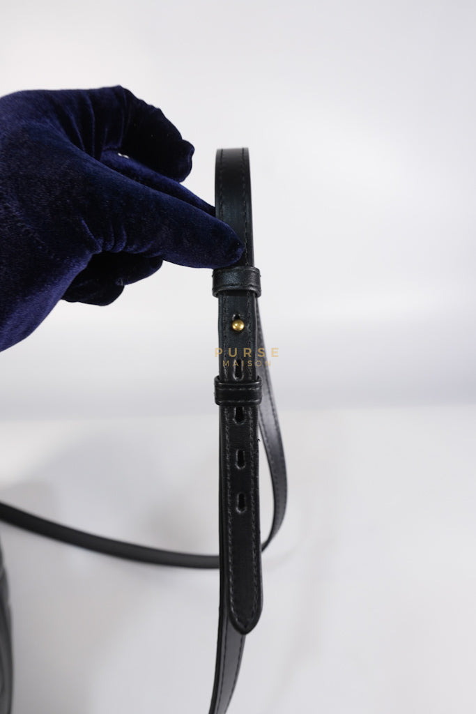 GG Marmont Camera Bag Small in Black Matelassé Leather | Purse Maison Luxury Bags Shop