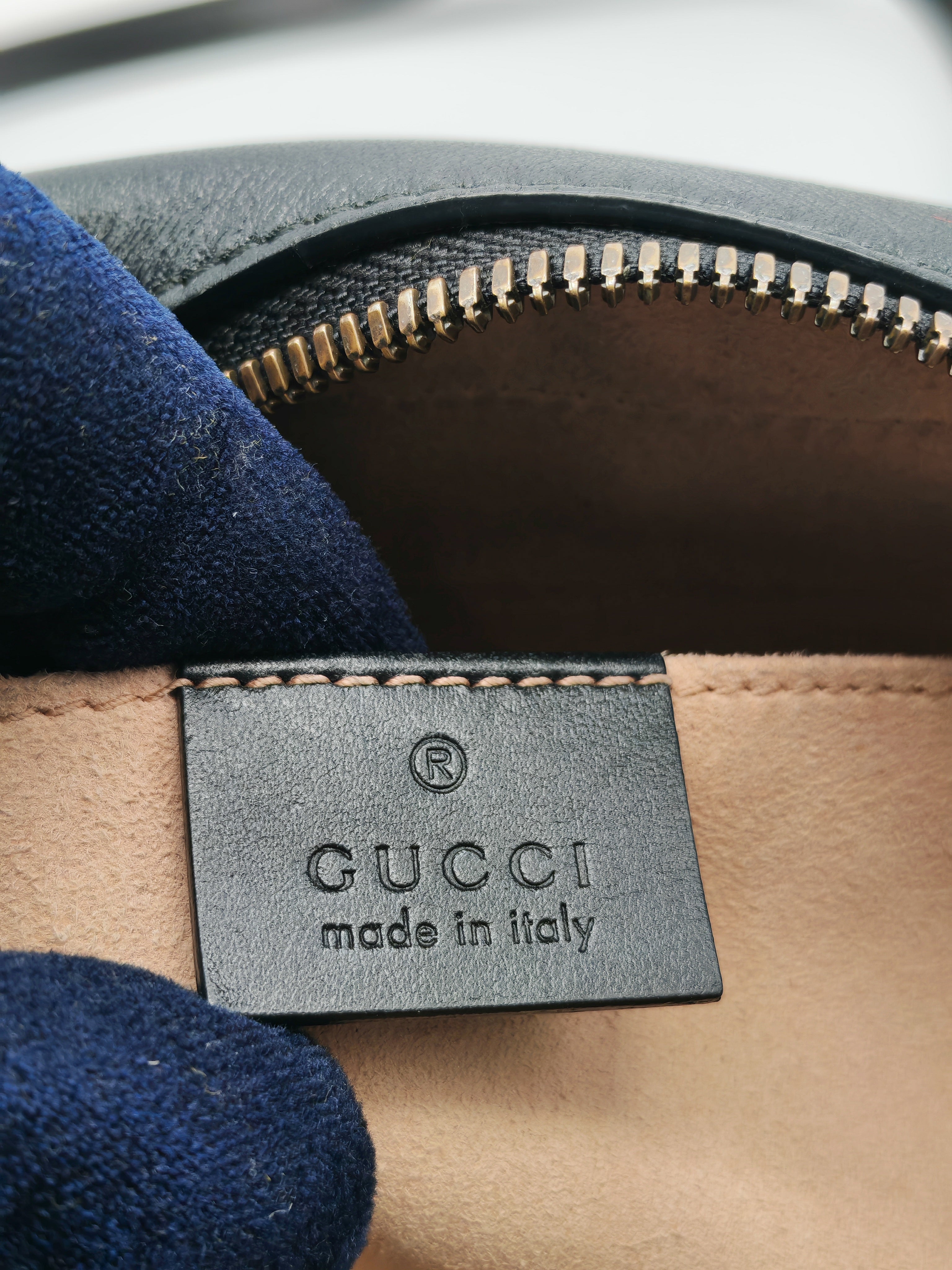 GG Marmont Camera Bag Small in Black Matelassé Leather | Purse Maison Luxury Bags Shop