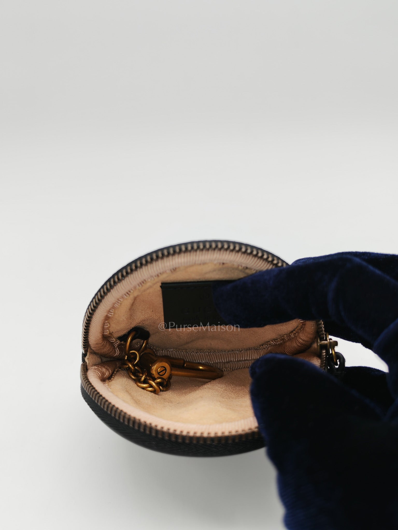 GG Marmont Round Coin Purse in Black Matellasse Leather | Purse Maison Luxury Bags Shop