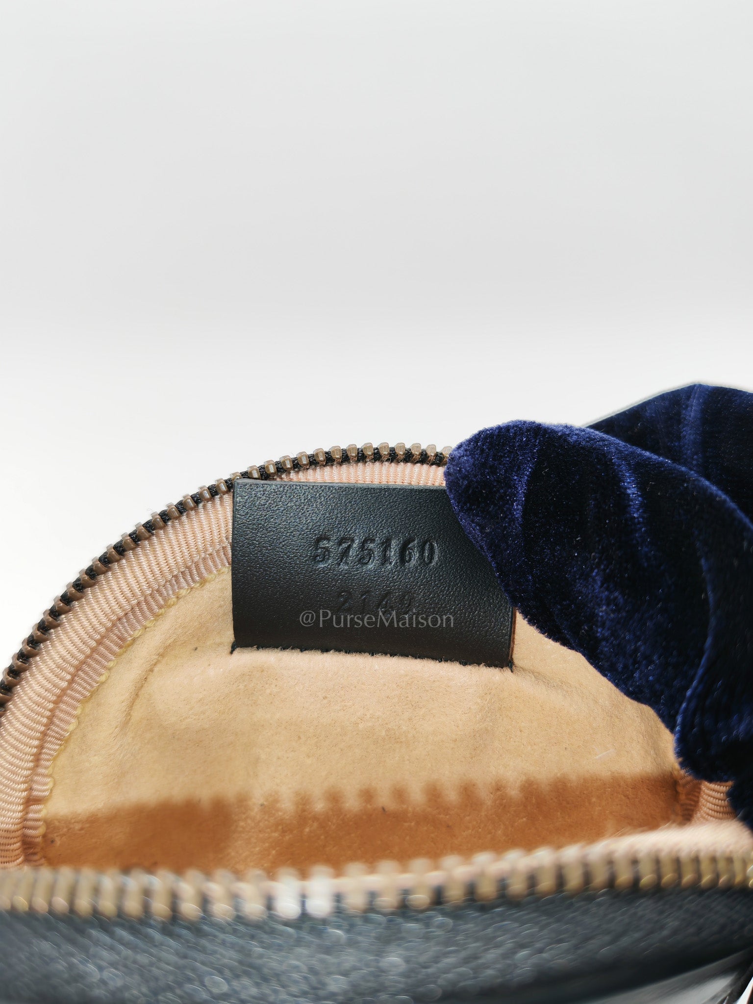 GG Marmont Round Coin Purse in Black Matellasse Leather | Purse Maison Luxury Bags Shop