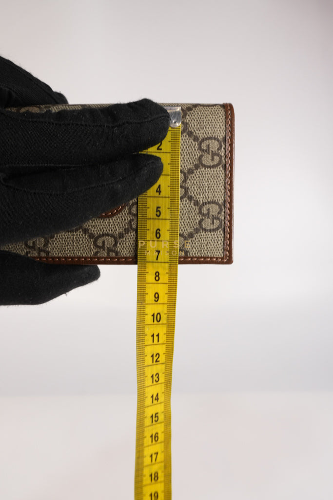 GG Retro Interlocking G Bi-Fold Card Holder in Supreme Monogram | Purse Maison Luxury Bags Shop