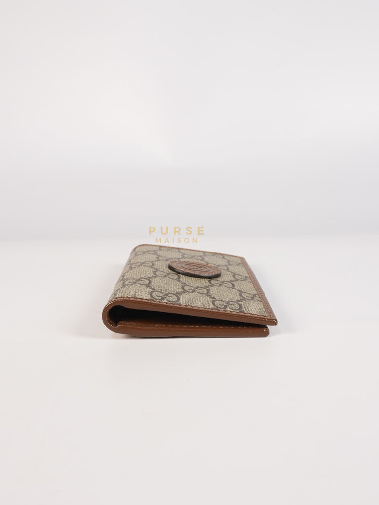 GG Retro Interlocking G Bi-Fold Card Holder in Supreme Monogram | Purse Maison Luxury Bags Shop