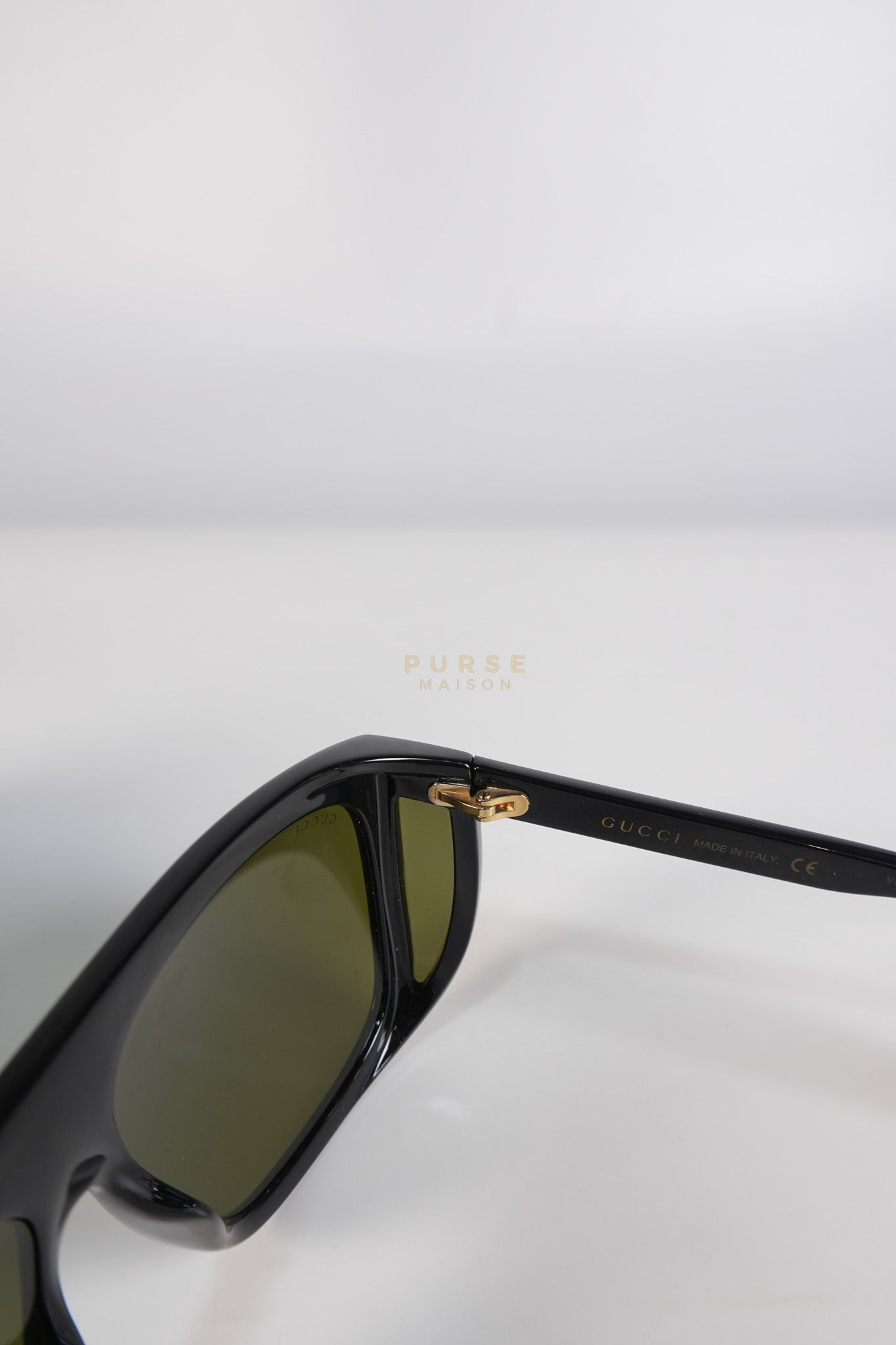 GG0467S Sunglasses in Black/Green | Purse Maison Luxury Bags Shop