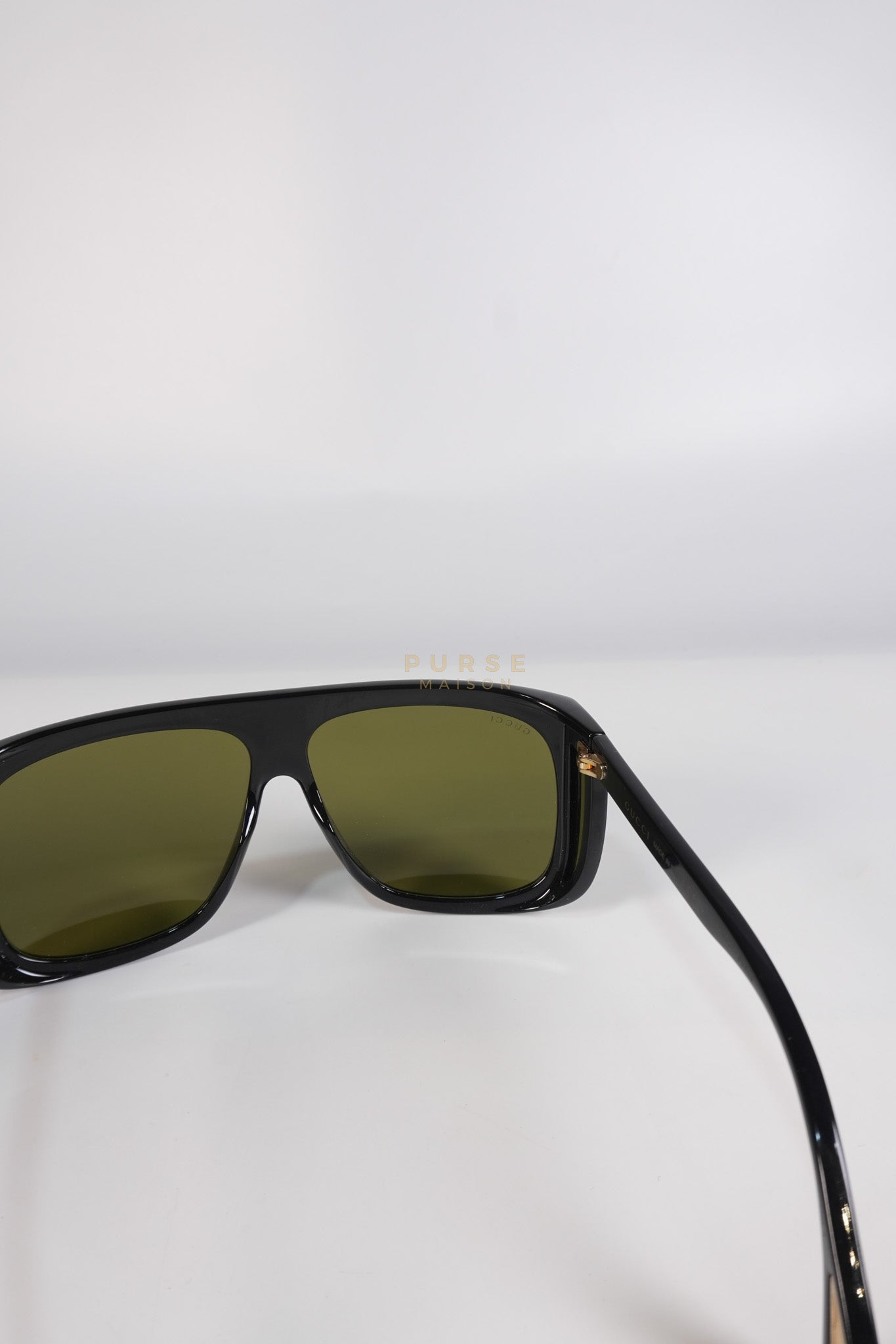 GG0467S Sunglasses in Black/Green | Purse Maison Luxury Bags Shop