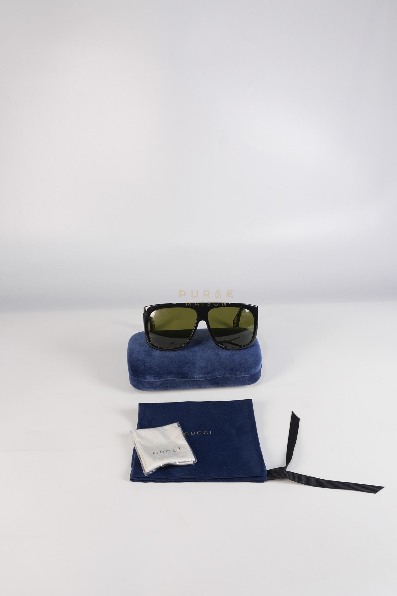 GG0467S Sunglasses in Black/Green | Purse Maison Luxury Bags Shop