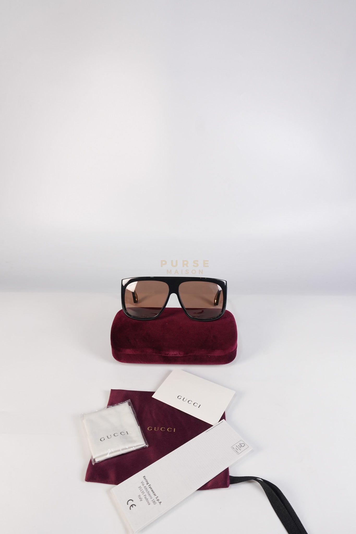 GG0467S Sunglasses in Black/Maroon | Purse Maison Luxury Bags Shop