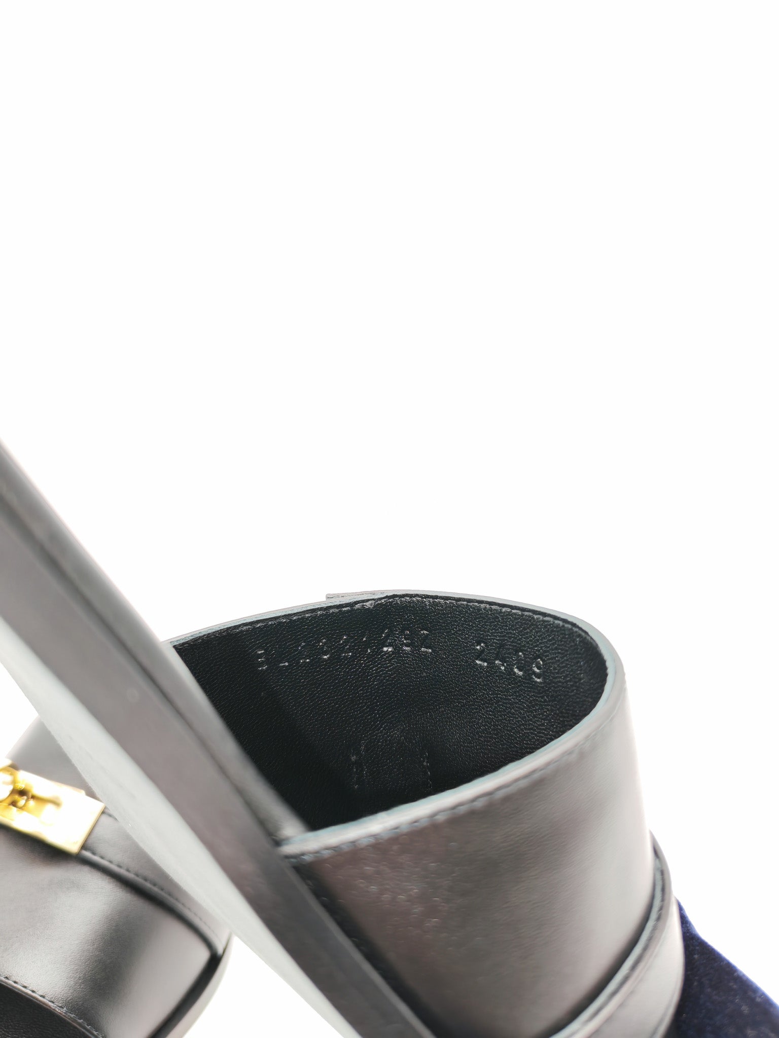 Giulia Black Sandals Size 38EU (24.5 CM) | Purse Maison Luxury Bags Shop