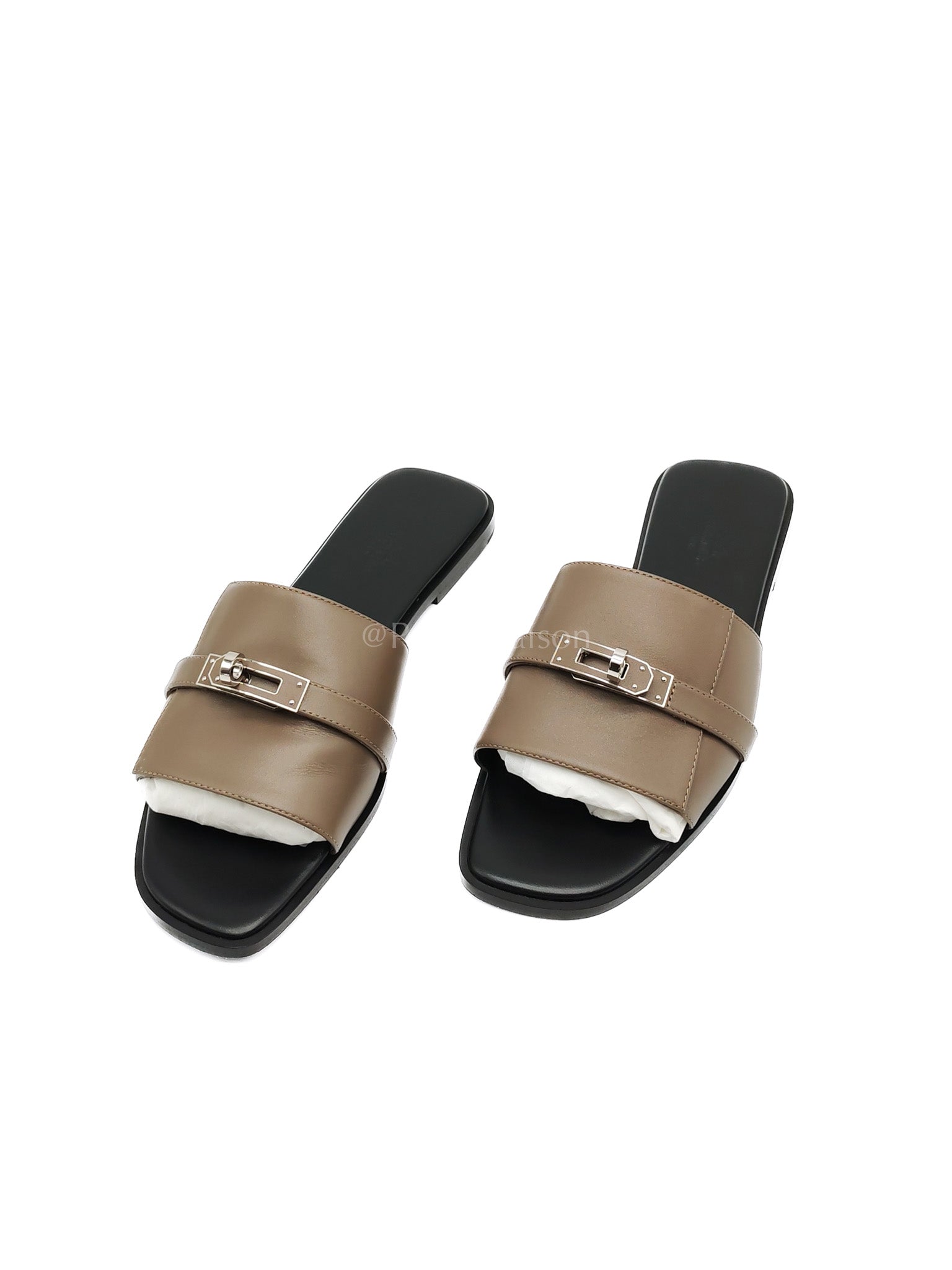 Giulia Sandals in Taupe Calfskin Leather Palladium Hardware Size 39 EU(25 cm) | Purse Maison Luxury Bags Shop