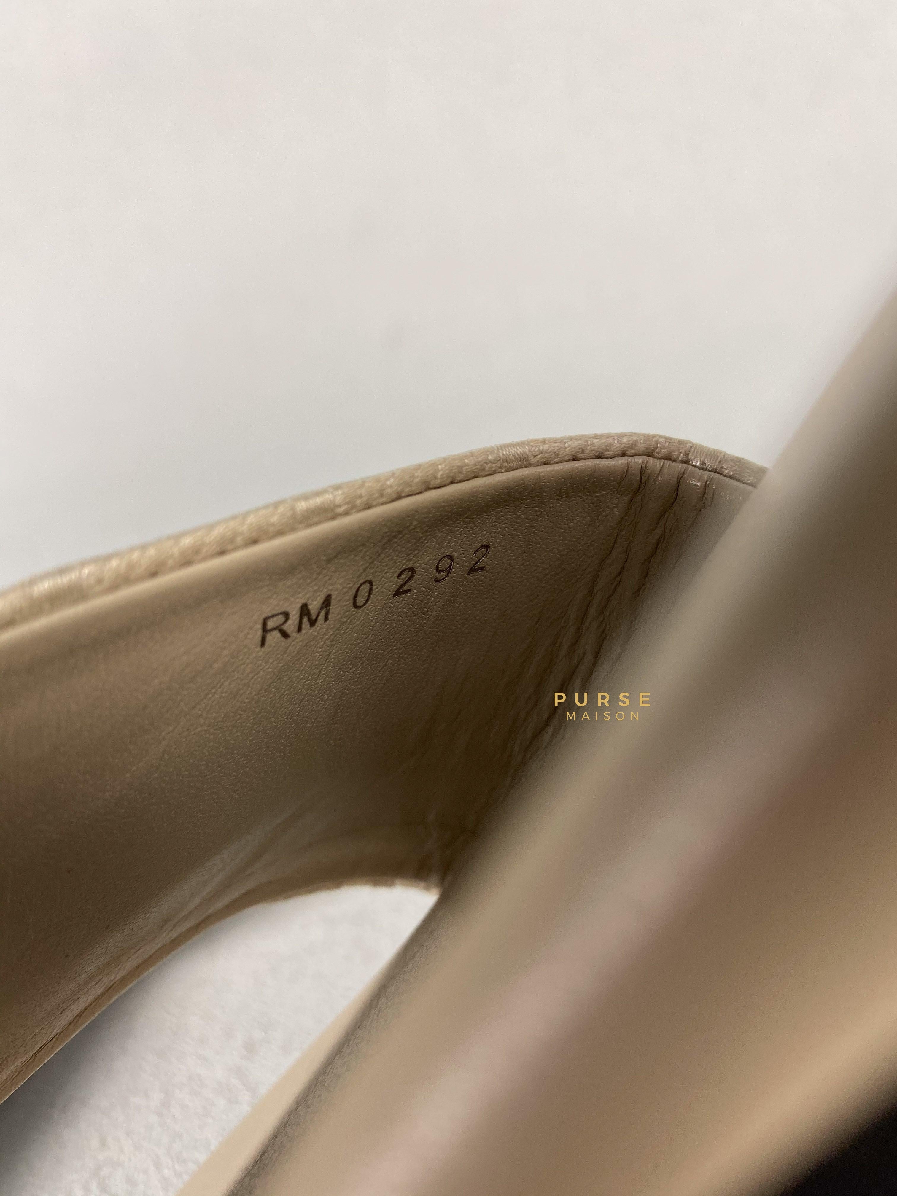 Givenchy 4G Logo Coated Canvas Slide Sandals in Natural Beige Size 36 EU | Purse Maison Luxury Bags Shop