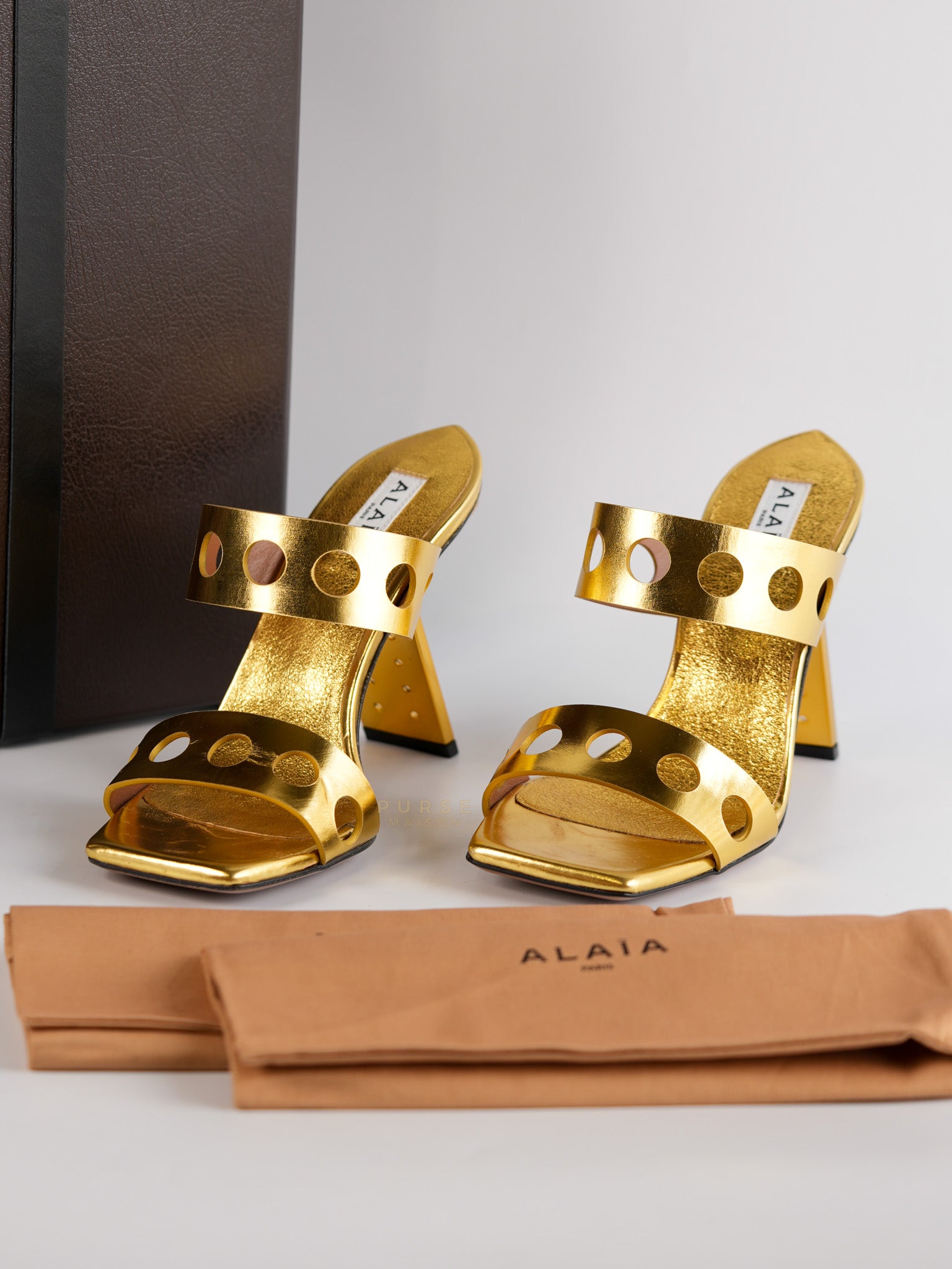 Gold Metallic Perfo Leather Sandals Perforated Heels Size 36 EU(22.5cm) | Purse Maison Luxury Bags Shop