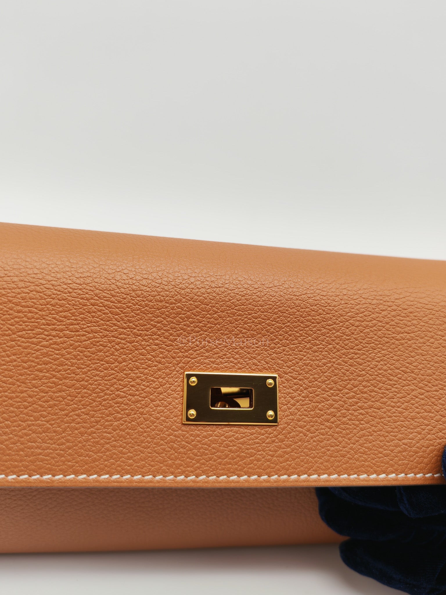 Kelly To Go Dual Strap in Gold Evercolor Leather & Gold Hardware Stamp B(2023)
