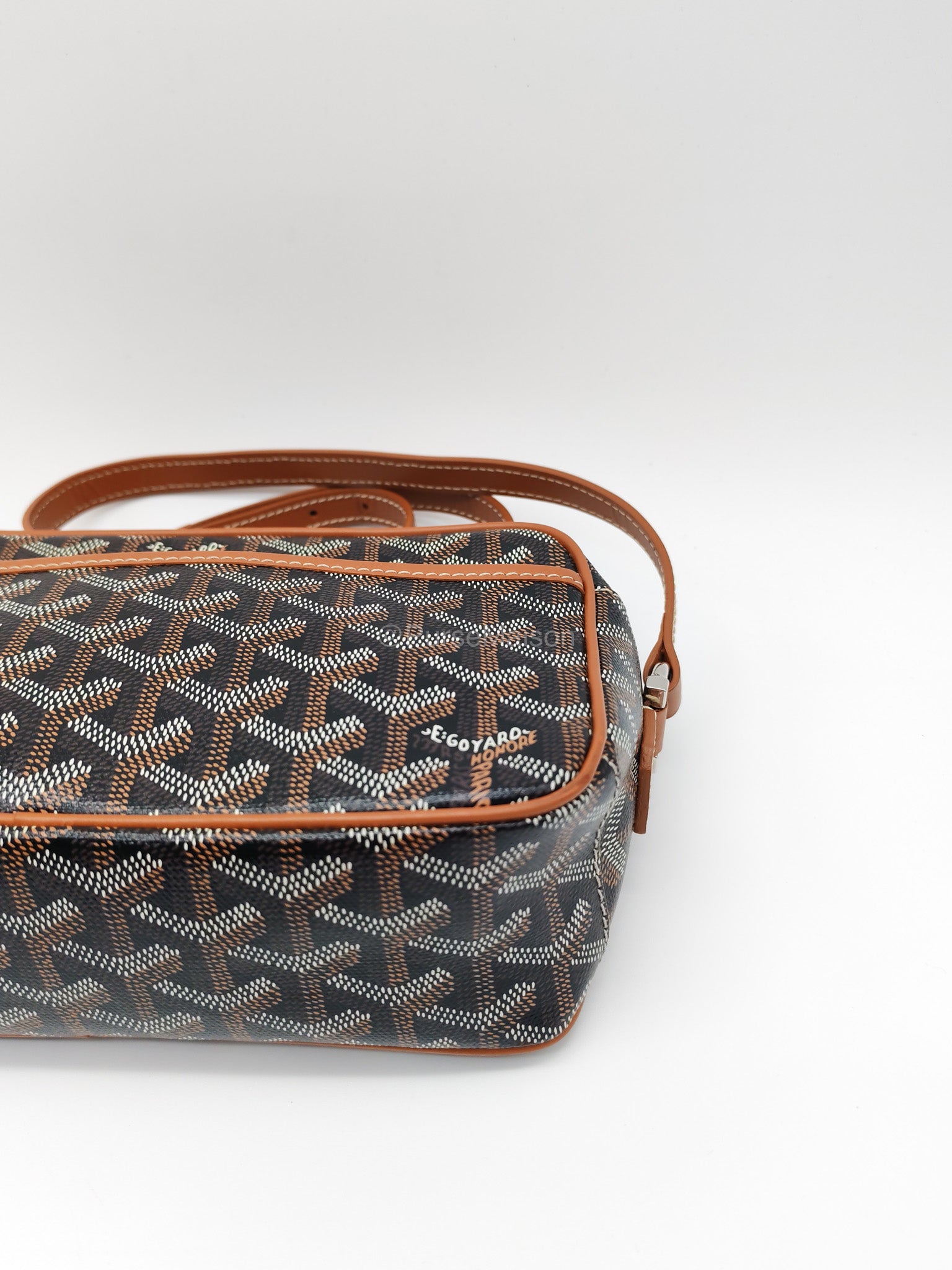 Goyard Cap Vert PM in Black/Tan Goyardine Canvas | Purse Maison Luxury Bags Shop