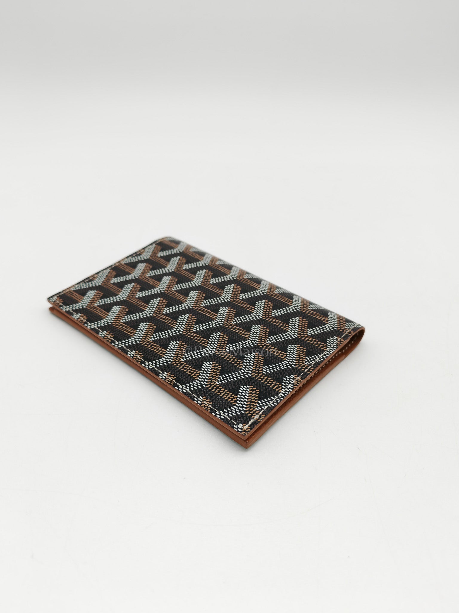 Goyard Passport Holder in Tan Goyadine Canvas | Purse Maison Luxury Bags Shop