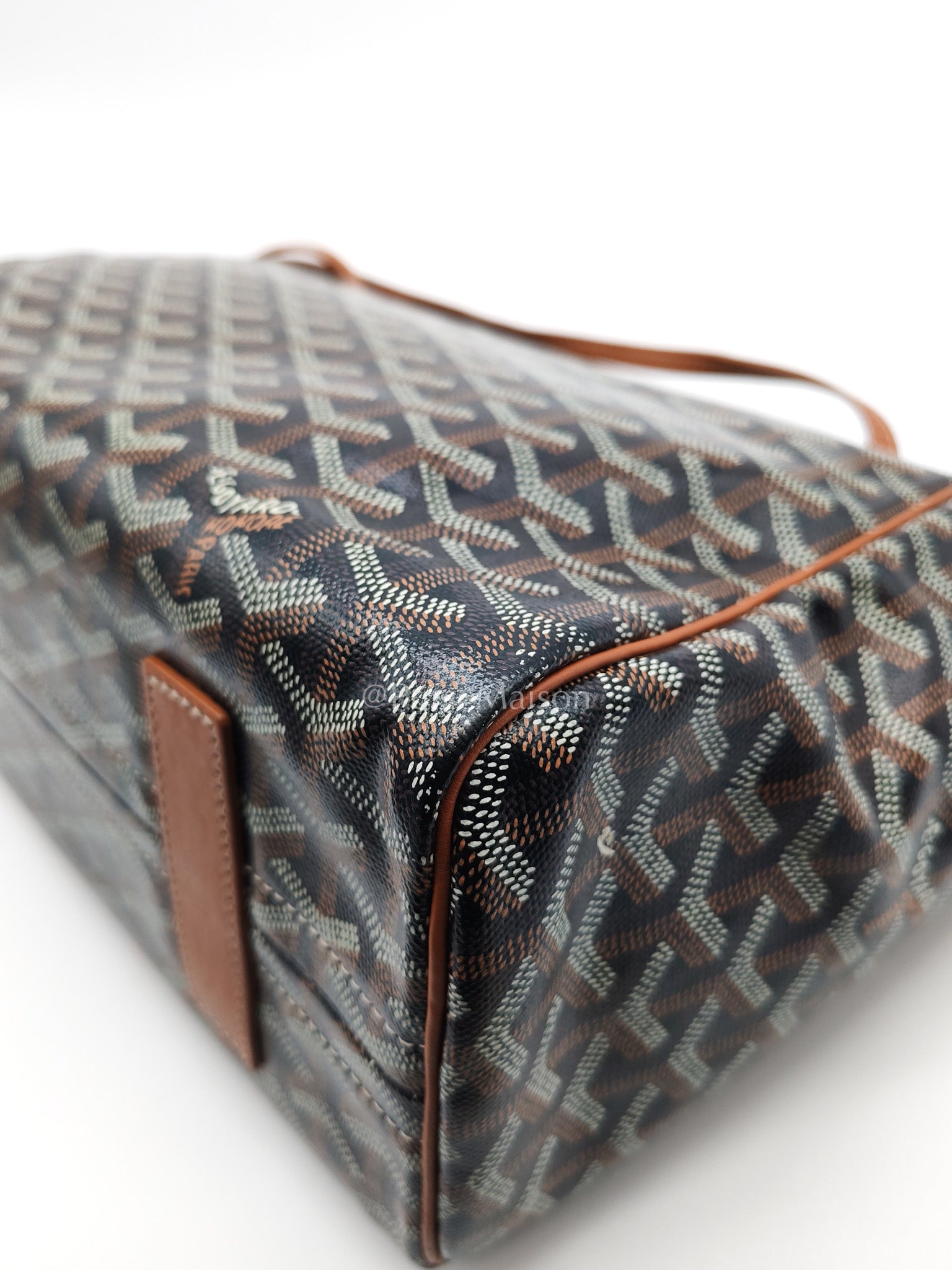 Goyard Rouette Bag in Black/Tan Goyardine Canvas and Chevroches Calfskin Leather | Purse Maison Luxury Bags Shop