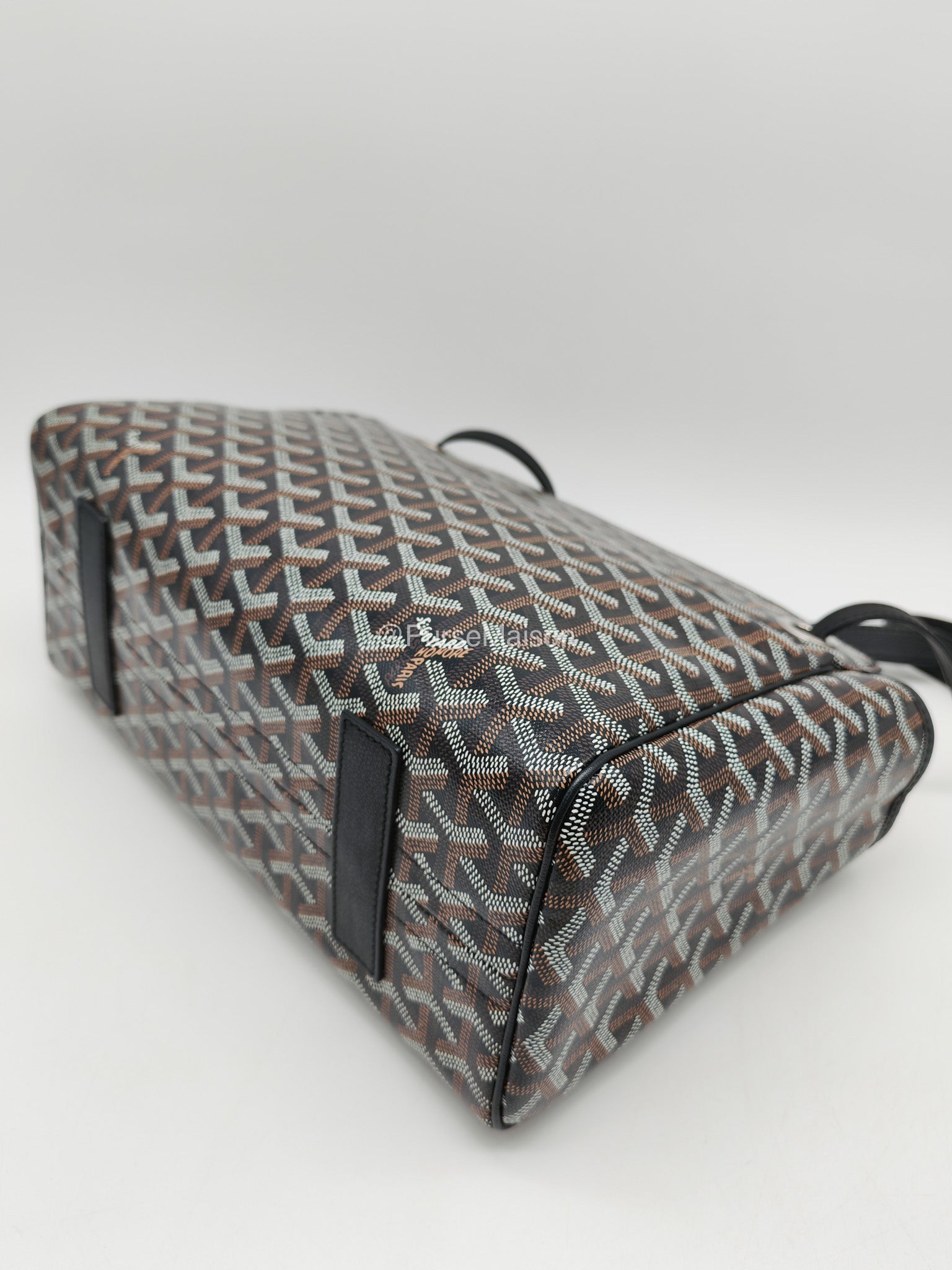 Goyard Rouette Souple PM in BLack Goyardine Canvas | Purse Maison Luxury Bags Shop
