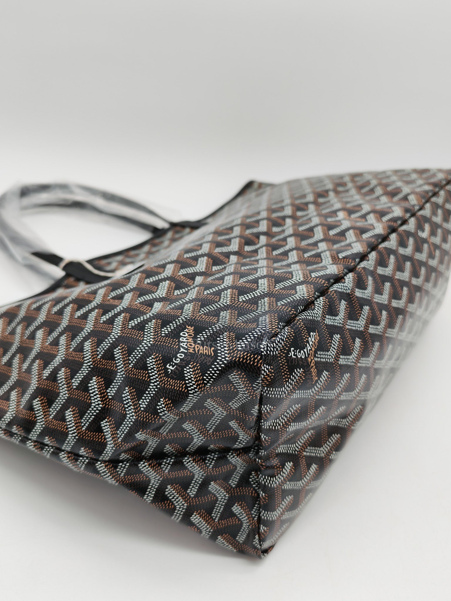 Goyard Saint Louis PM in Black Goyardine Canvas | Purse Maison Luxury Bags Shop