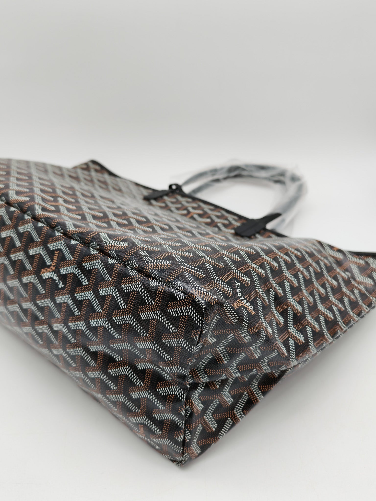 Goyard Saint Louis PM in Black Goyardine Canvas | Purse Maison Luxury Bags Shop