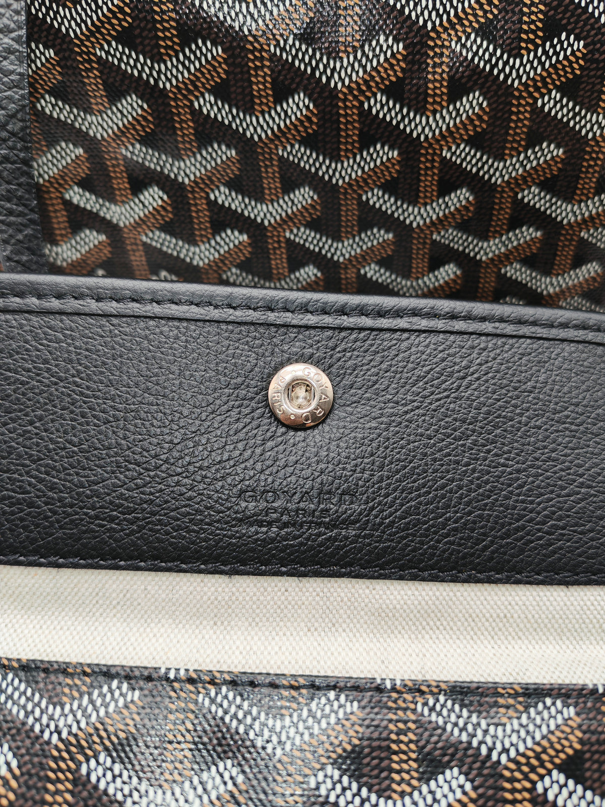 Goyard Saint Louis PM in Black/Noir Goyardine Canvas | Purse Maison Luxury Bags Shop