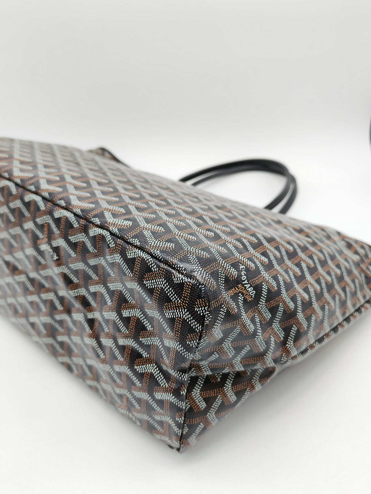 Goyard Saint Louis PM in Black/Noir Goyardine Canvas | Purse Maison Luxury Bags Shop