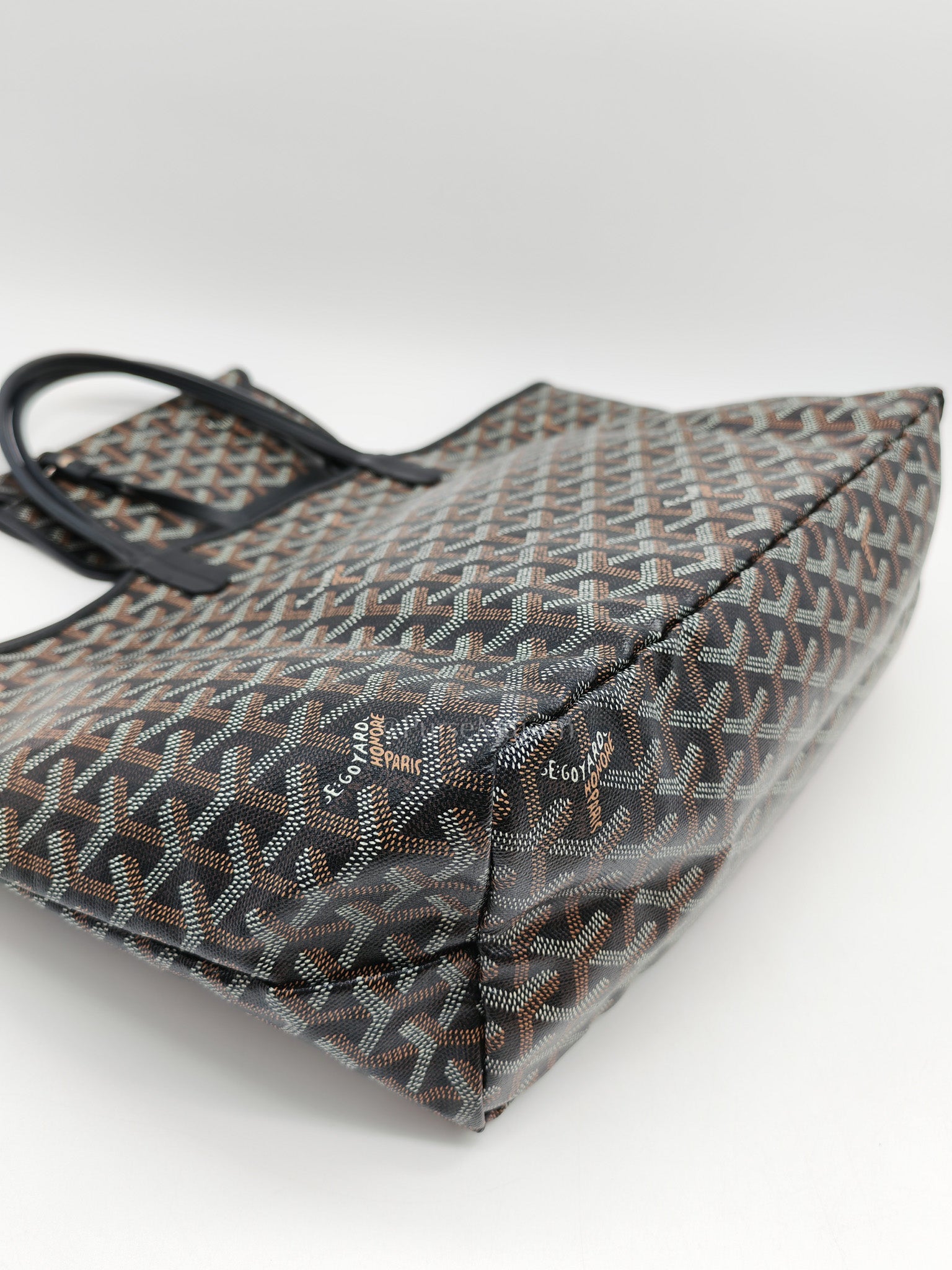 Saint Louis Tote Bag PM in Black Goyardine Canvas