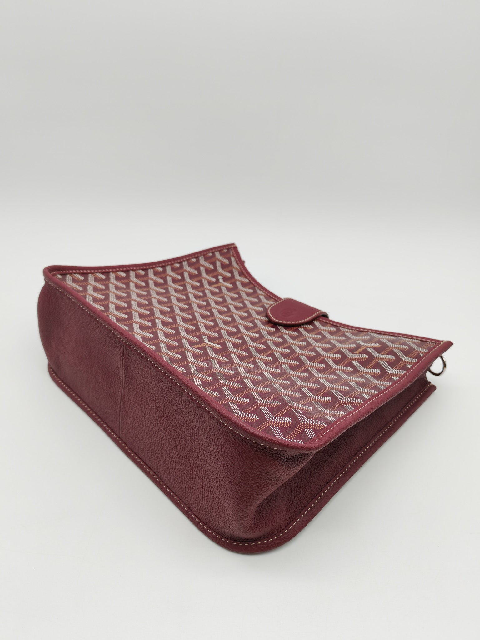 Sac Musette Crossbody Bag PM in Burgundy Goyardine Canvas