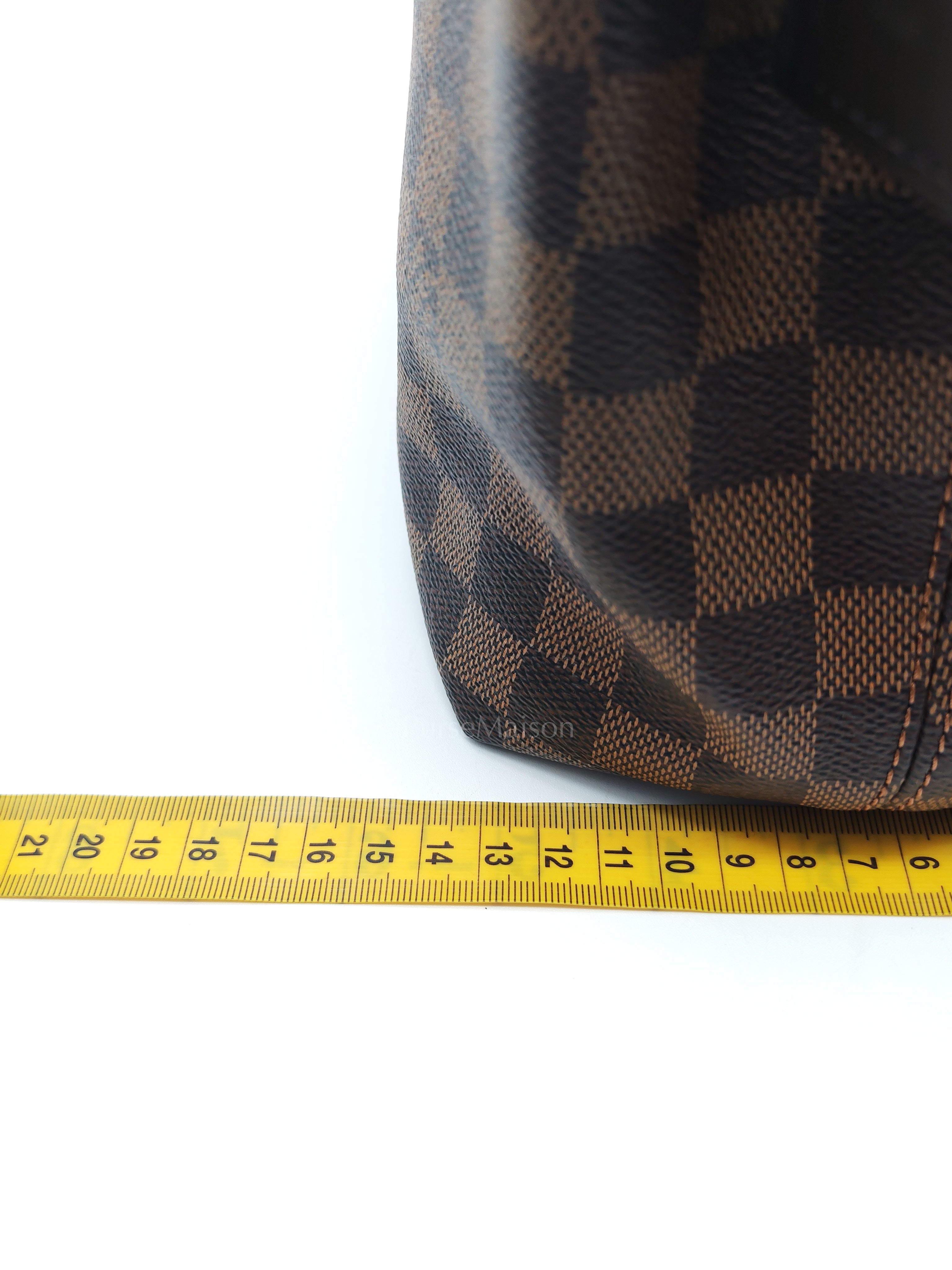 Gracefully MM in Damier Ebene Canvas (Microchip) | Purse Maison Luxury Bags Shop