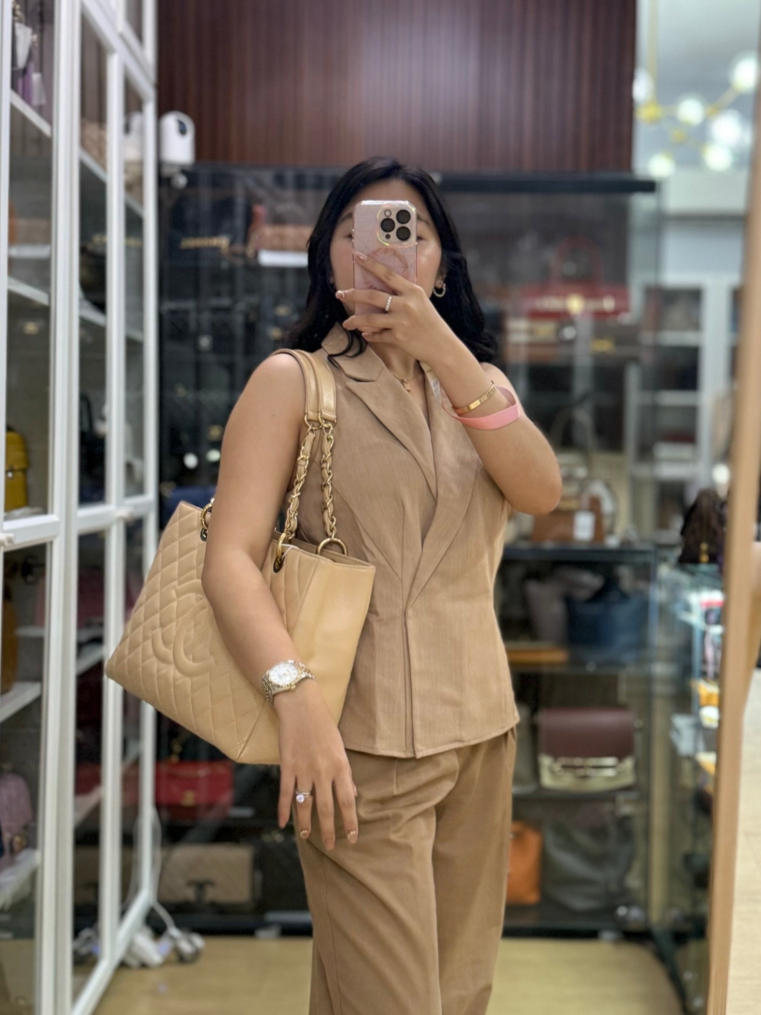 Grand Shopping Tote Bag (GST) in Beige Quilted Caviar Leather Gold Hardware Series 17 | Purse Maison Luxury Bags Shop