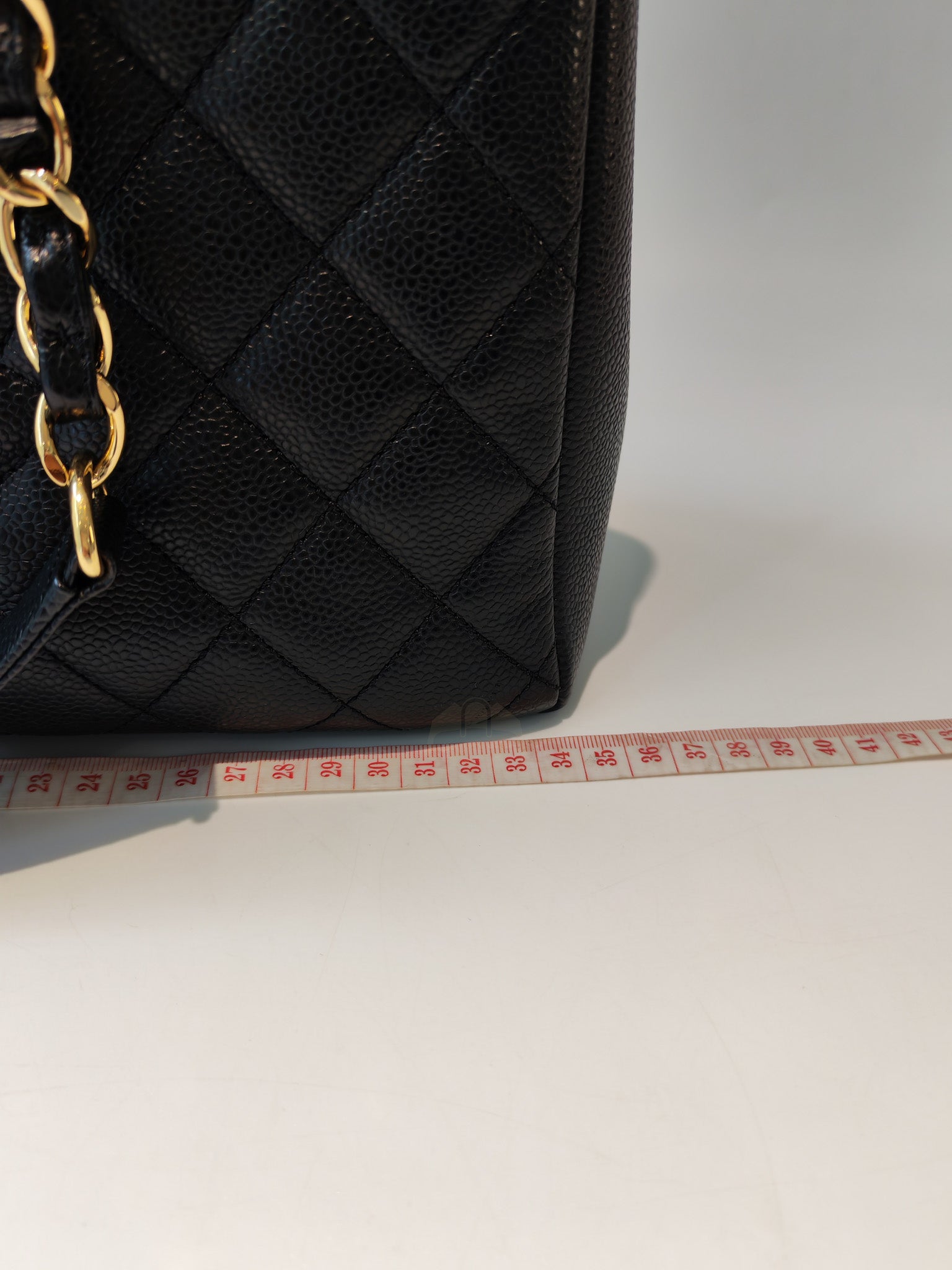 Grand Shopping Tote (GST) in Black Caviar Leather and Gold Hardware Series 18/13 | Purse Maison Luxury Bags Shop