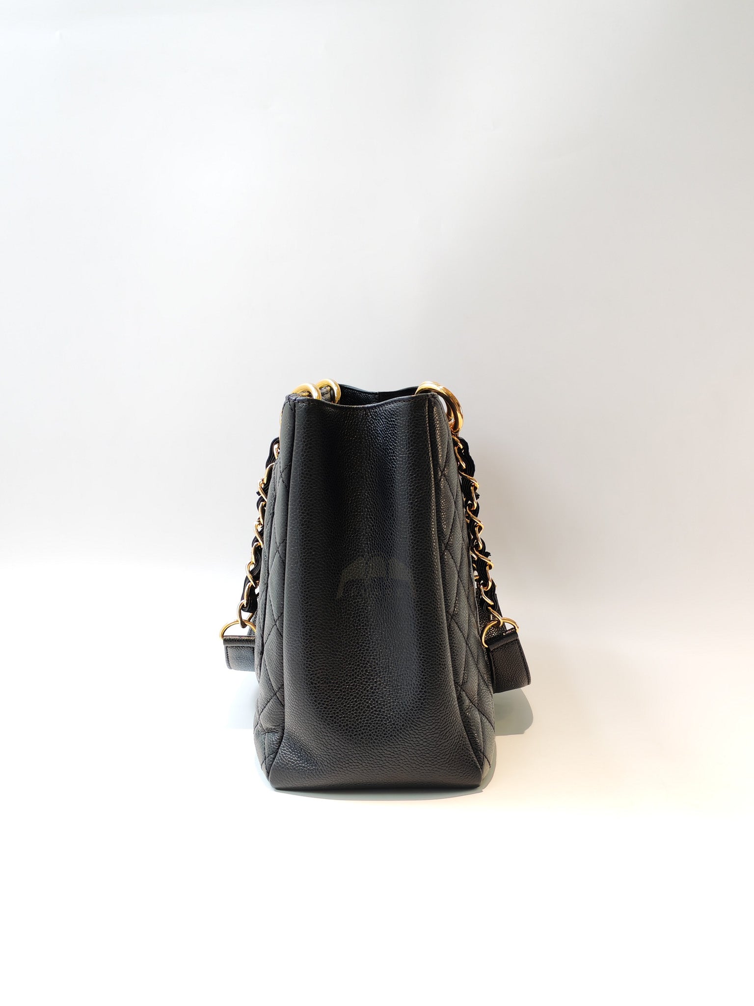 Grand Shopping Tote (GST) in Black Caviar Leather and Gold Hardware Series 18/13 | Purse Maison Luxury Bags Shop