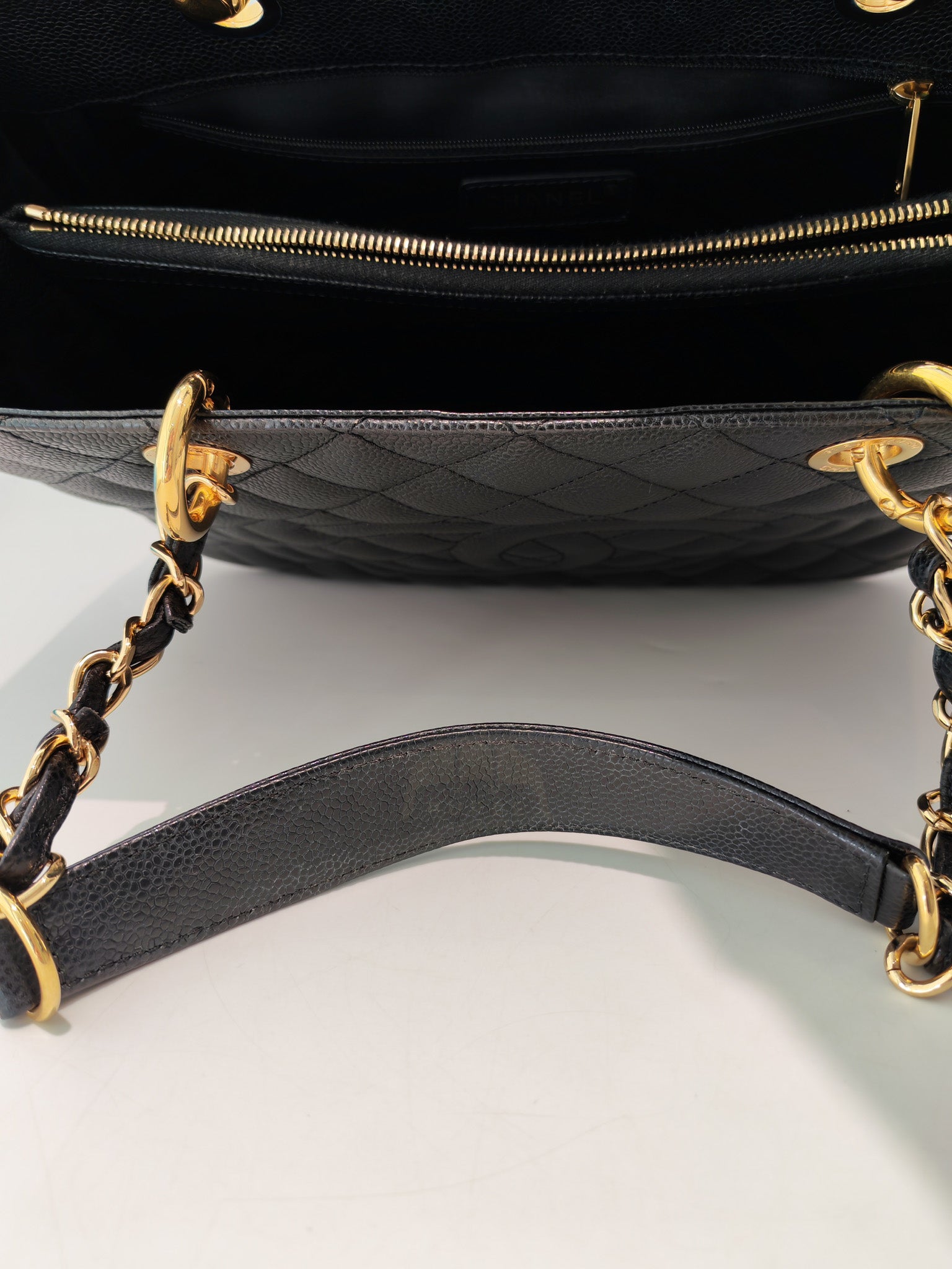 Grand Shopping Tote (GST) in Black Caviar Leather and Gold Hardware Series 19/63 | Purse Maison Luxury Bags Shop