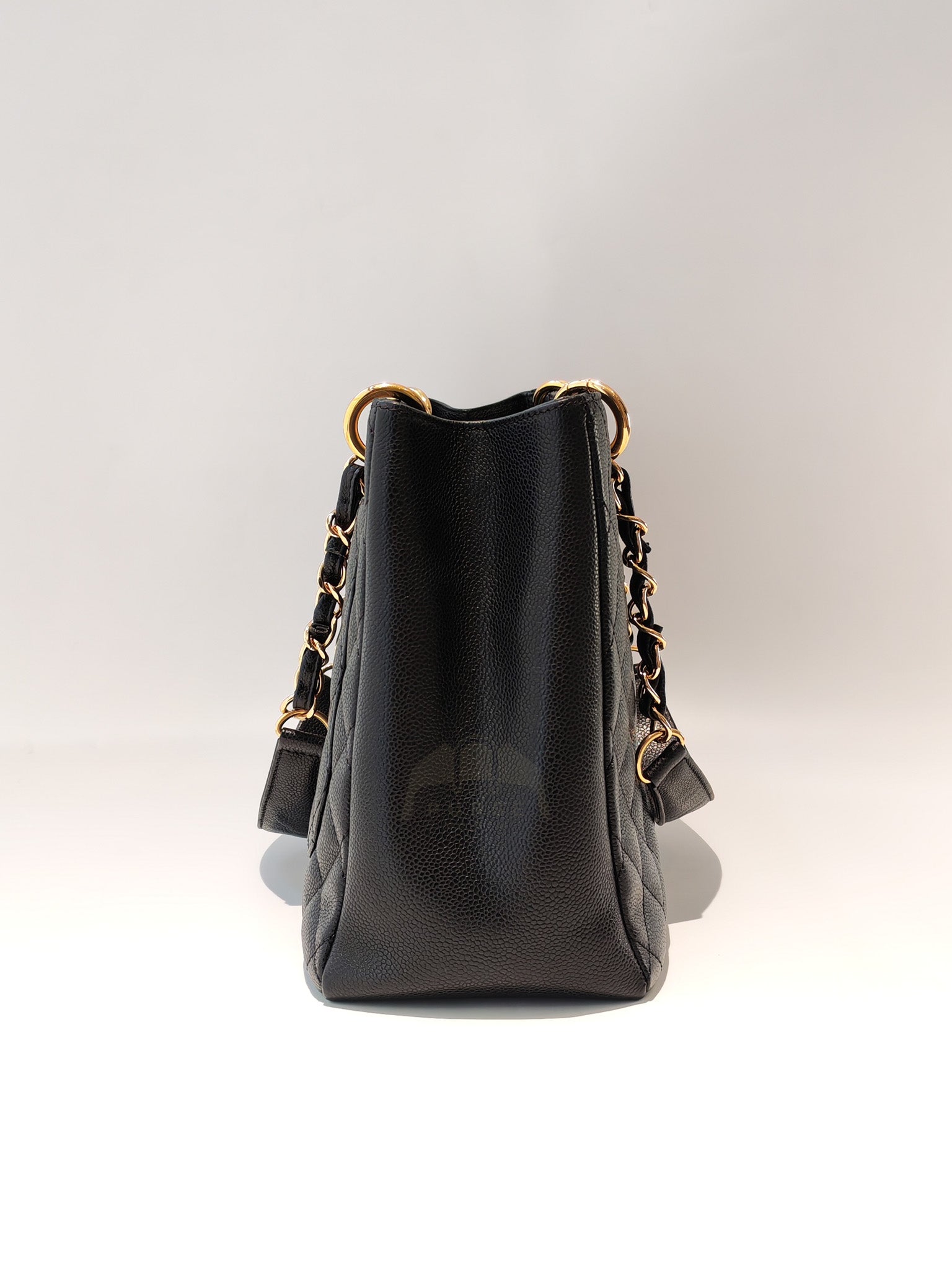 Grand Shopping Tote (GST) in Black Caviar Leather and Gold Hardware Series 19/63 | Purse Maison Luxury Bags Shop