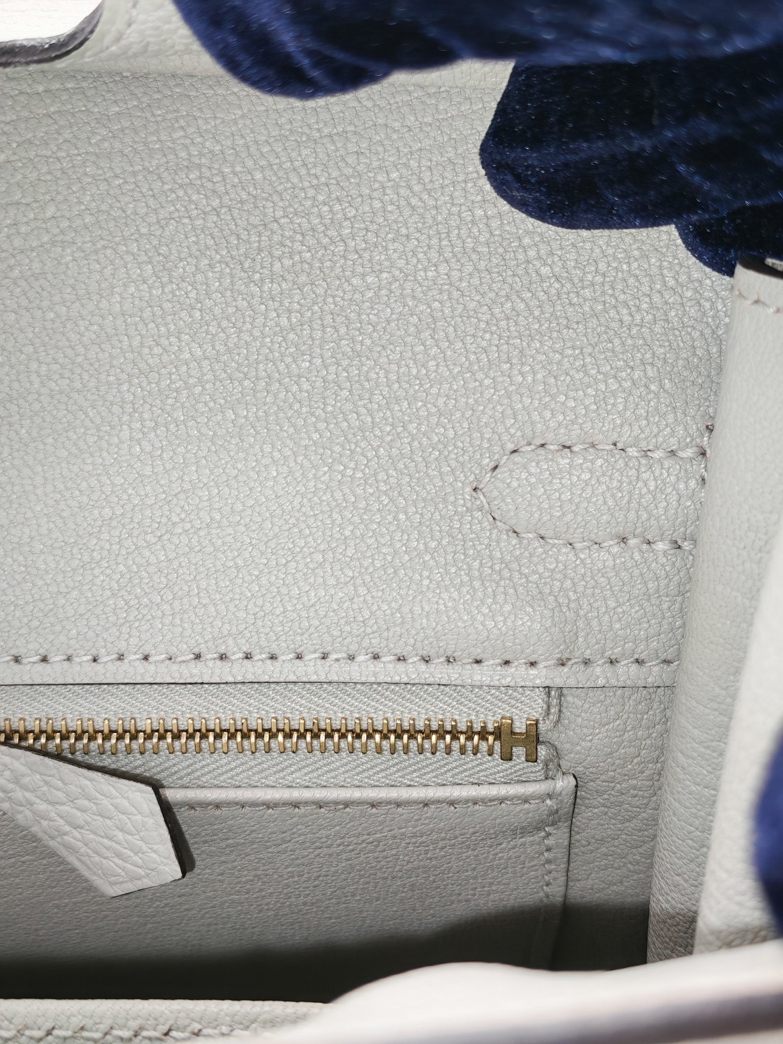Birkin 25 Retourne in Gris Neve Togo Leather & Gold Hardware Stamp B(2023) with Free Twilly