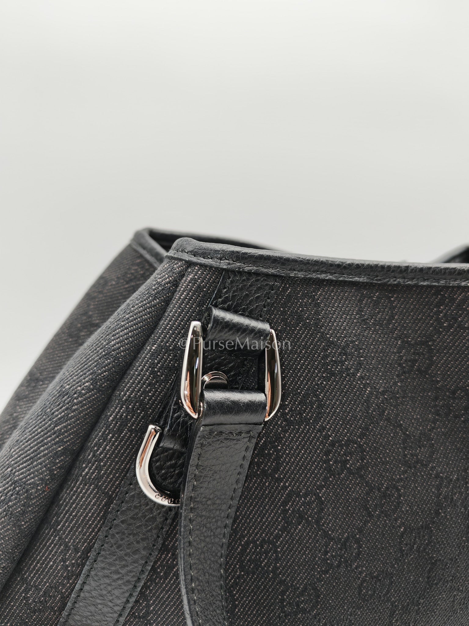 Gucci Abbey D-Ring Shoulder Bag in Black GG Supreme Denim Canvas | Purse Maison Luxury Bags Shop