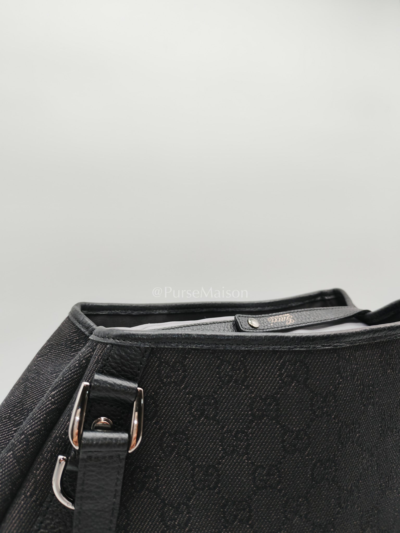 Gucci Abbey D-Ring Shoulder Bag in Black GG Supreme Denim Canvas | Purse Maison Luxury Bags Shop