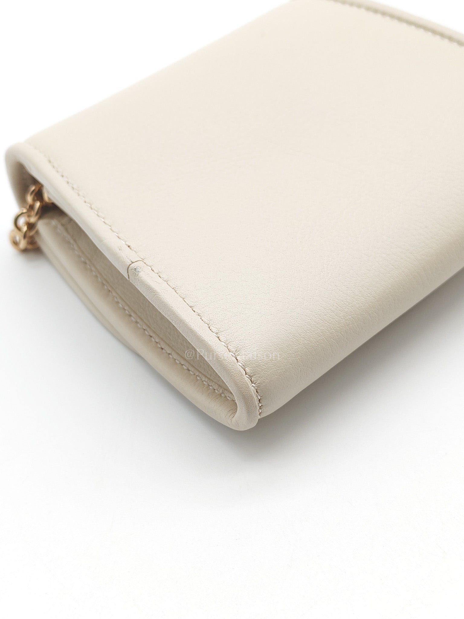 Blondie Card Case Wallet in Mystic White Calfskin with Chain Strap | Purse Maison Luxury Bags Shop