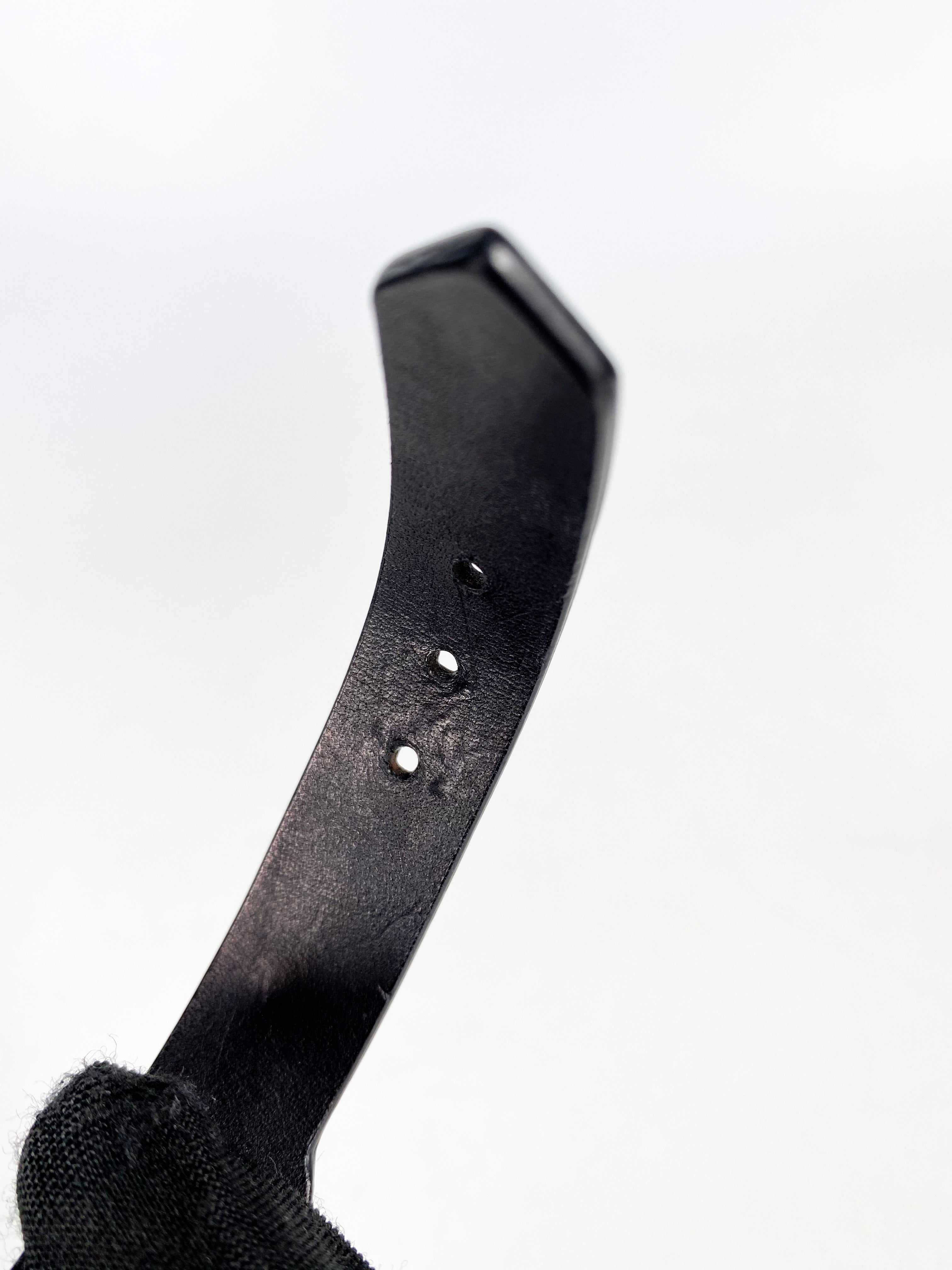 Gucci Feline Head and Crystal Black Leather Bracelet