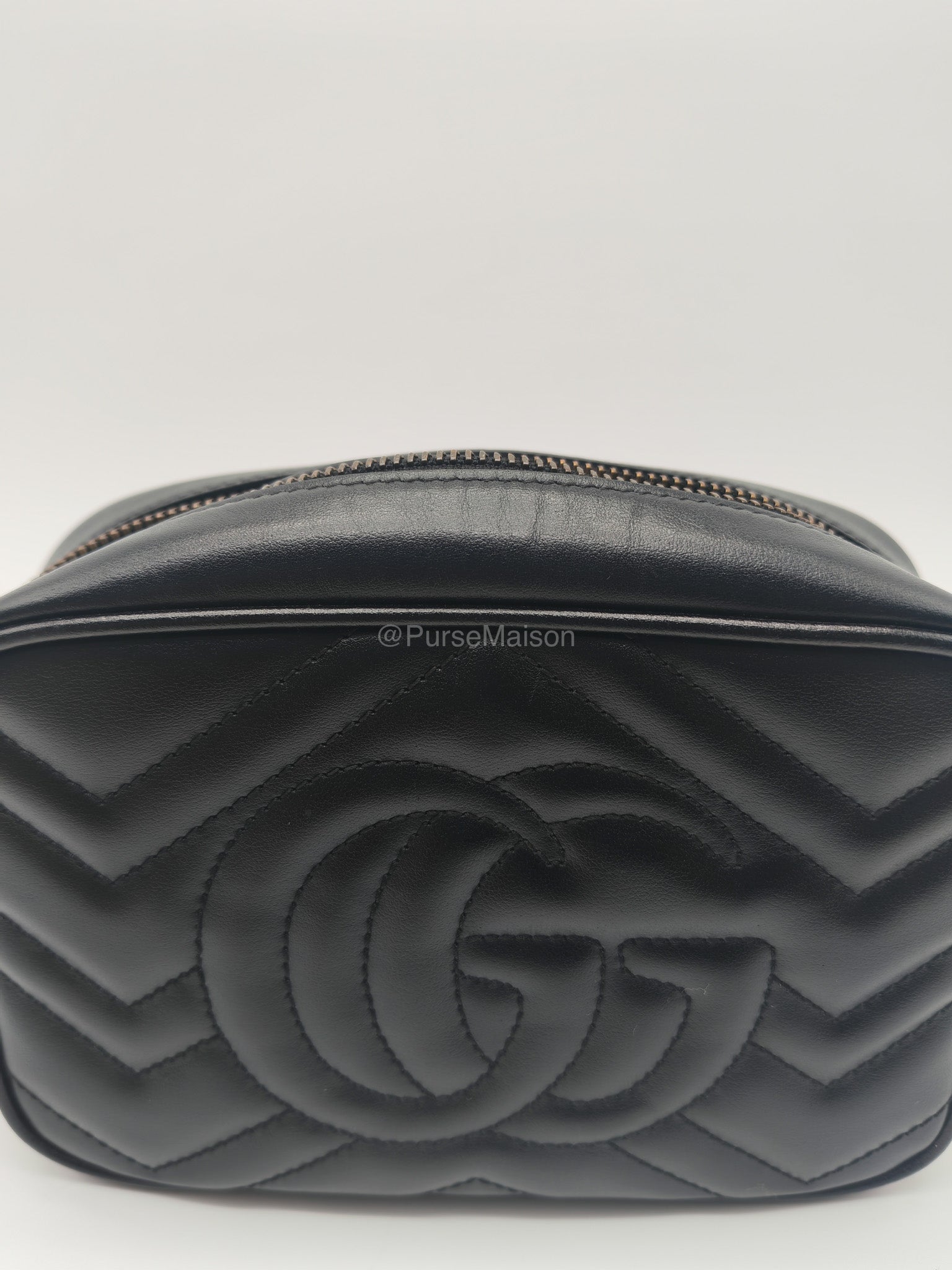 Gucci GG Marmont Camera Bag in Matelasse Leather Crossbody Bag | Purse Maison Luxury Bags Shop