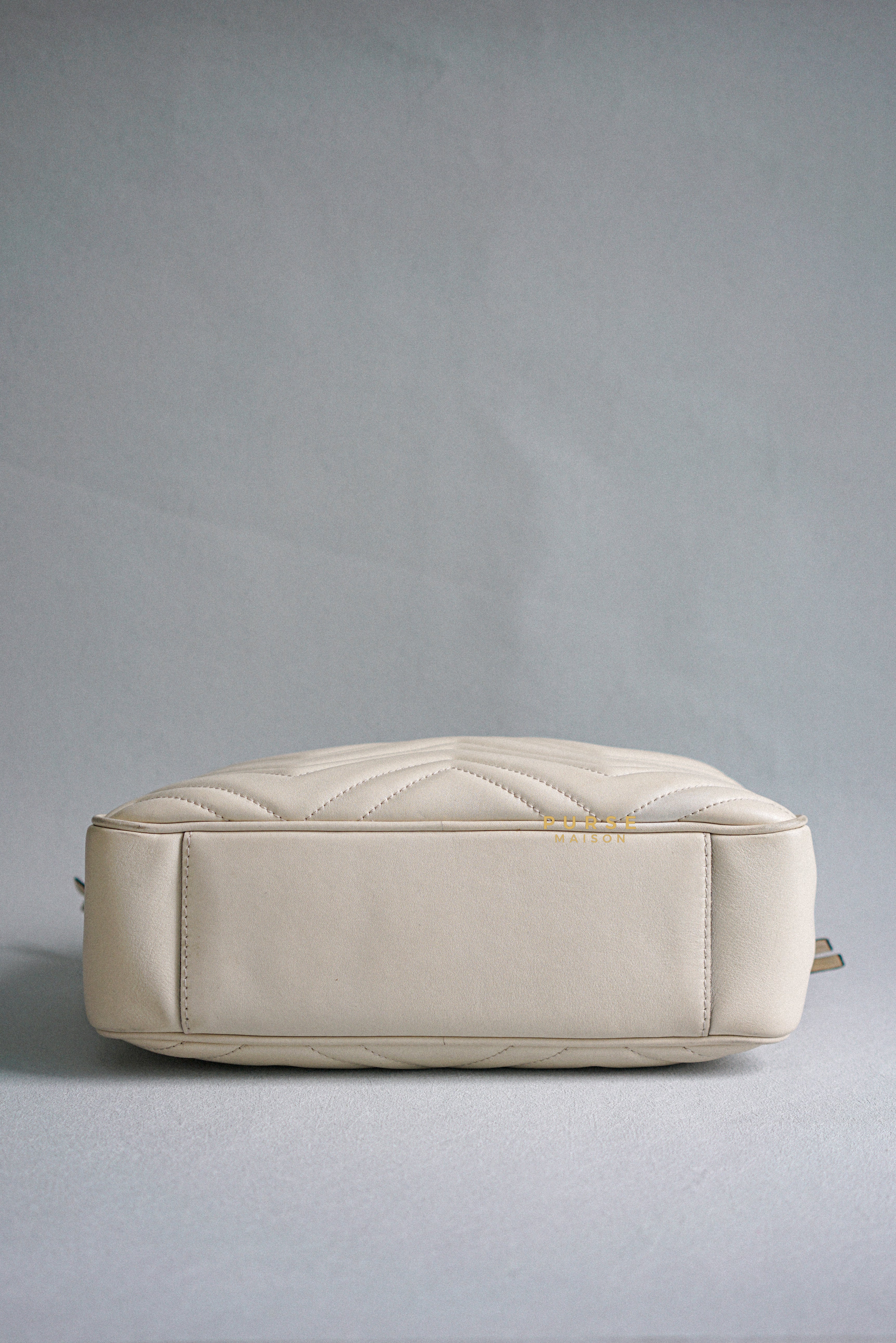 Gucci GG Marmont White Camera Medium Bag | Purse Maison Luxury Bags Shop