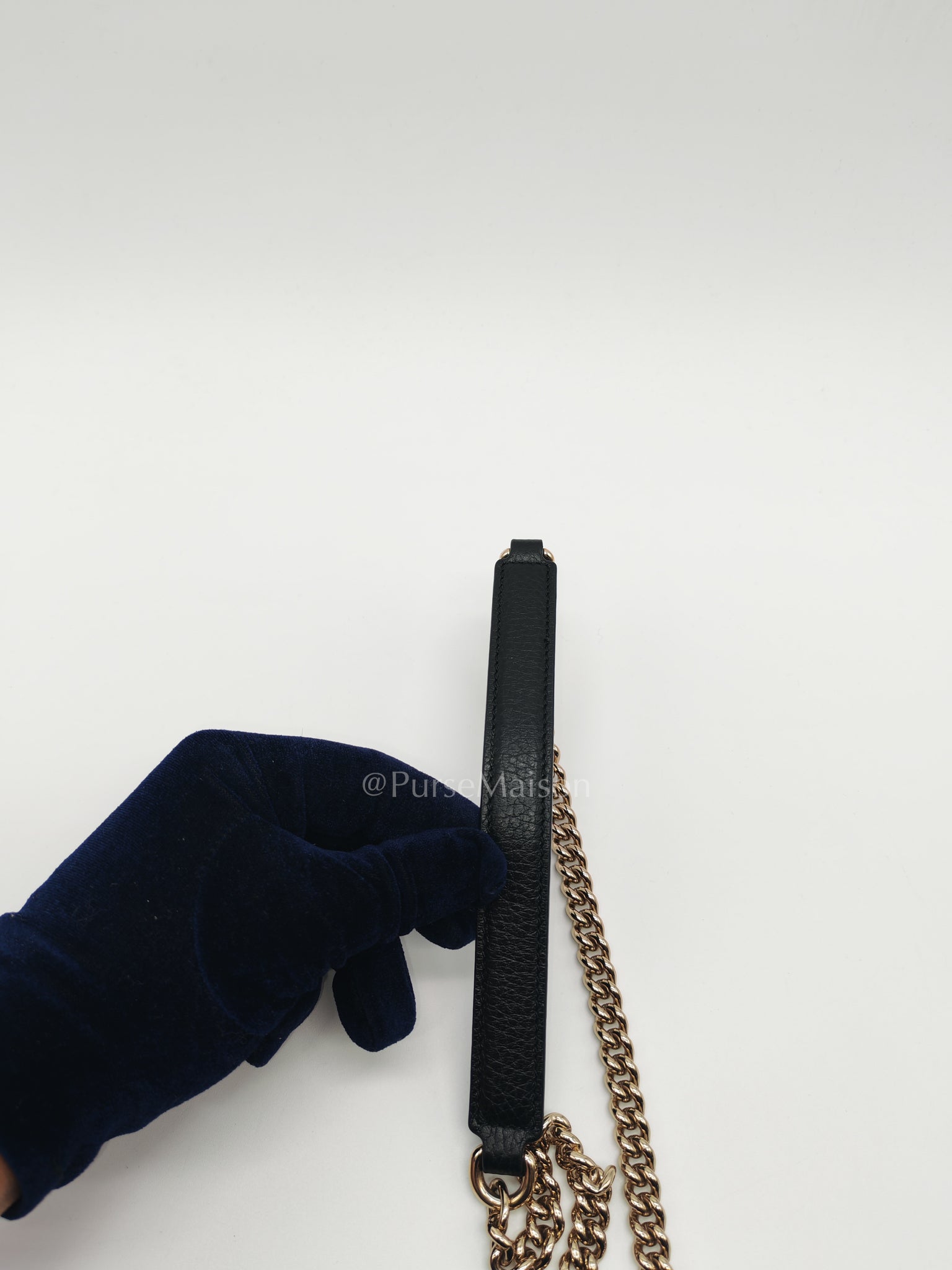 Gucci Interlocking Top Handle Shoulder Bag Black Pebbled Leather in Gold Hardware | Purse Maison Luxury Bags Shop